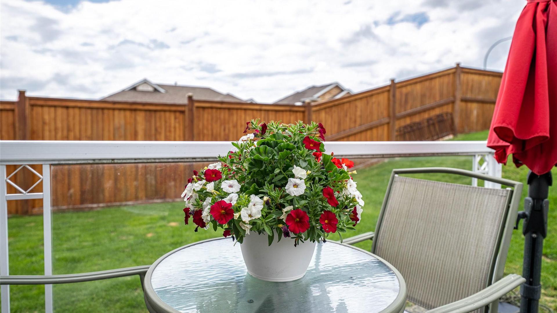 









400


Fortress

Crescent,
Vernon,




BC
V1B 3W3

