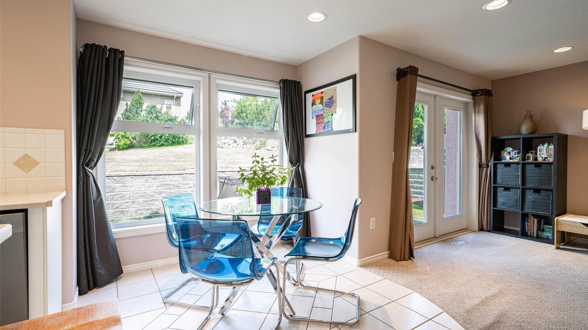 









400


Fortress

Crescent,
Vernon,




BC
V1B 3W3

