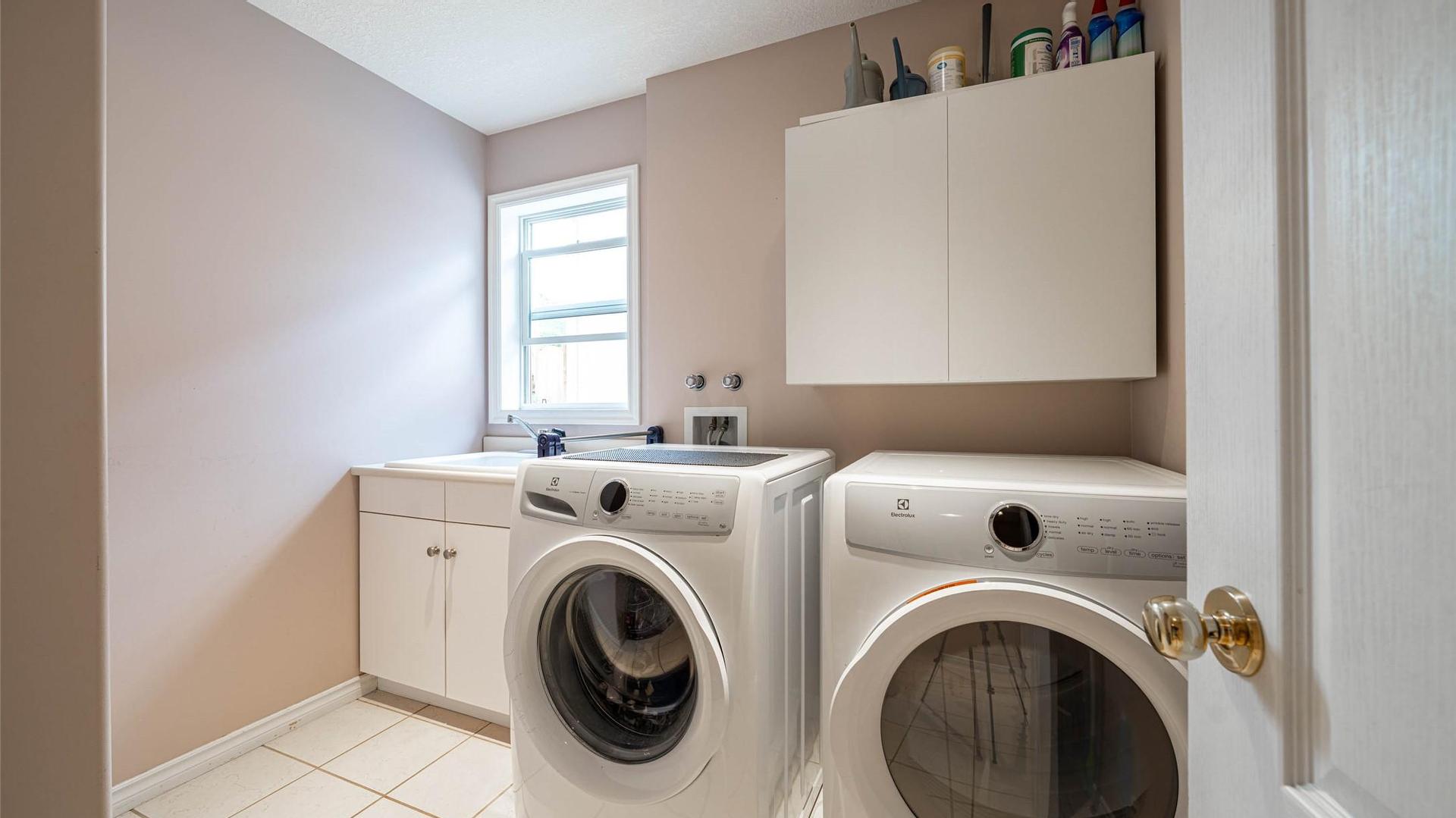 









400


Fortress

Crescent,
Vernon,




BC
V1B 3W3

