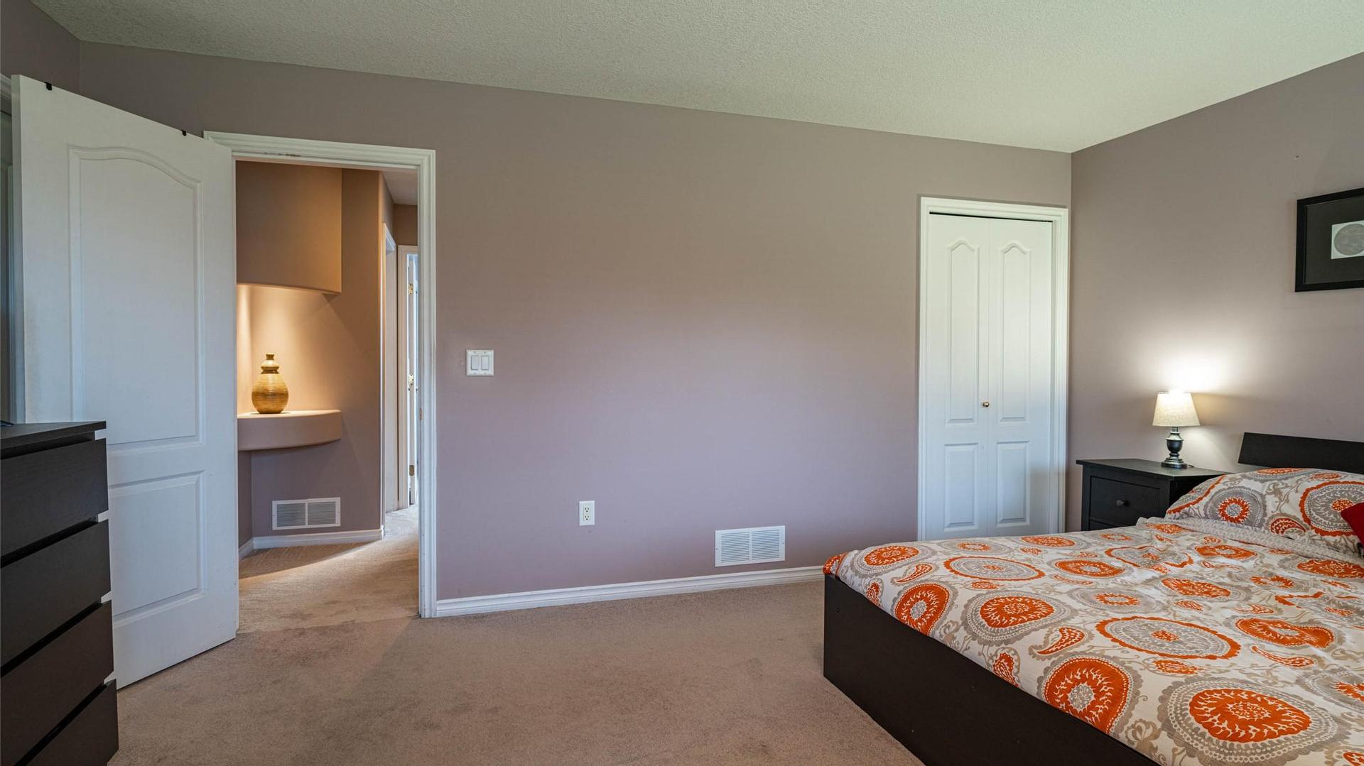 









400


Fortress

Crescent,
Vernon,




BC
V1B 3W3

