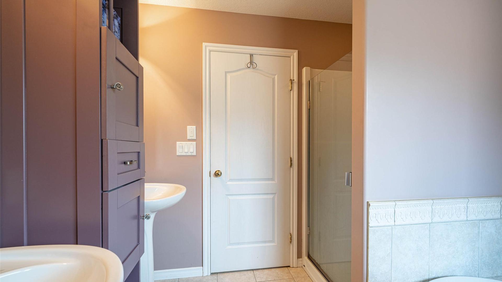 









400


Fortress

Crescent,
Vernon,




BC
V1B 3W3

