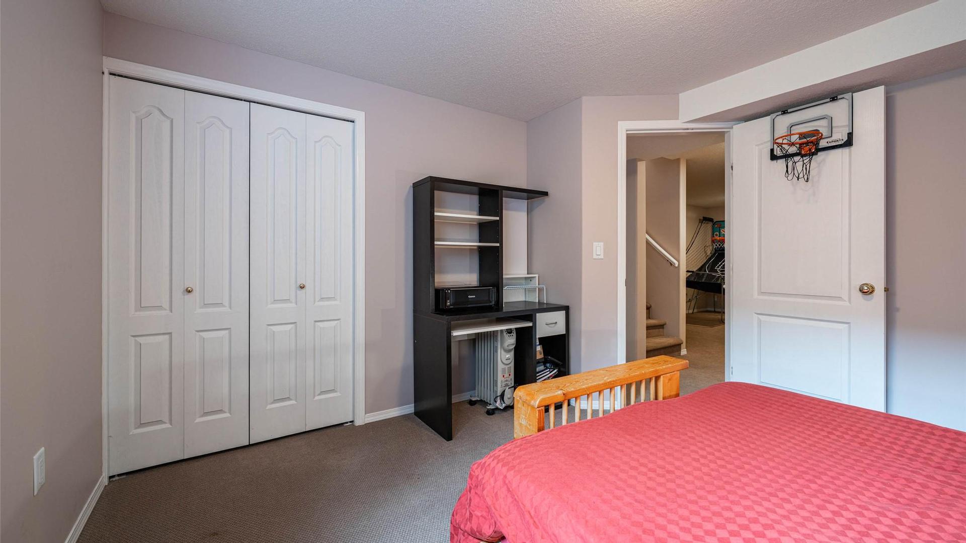 









400


Fortress

Crescent,
Vernon,




BC
V1B 3W3

