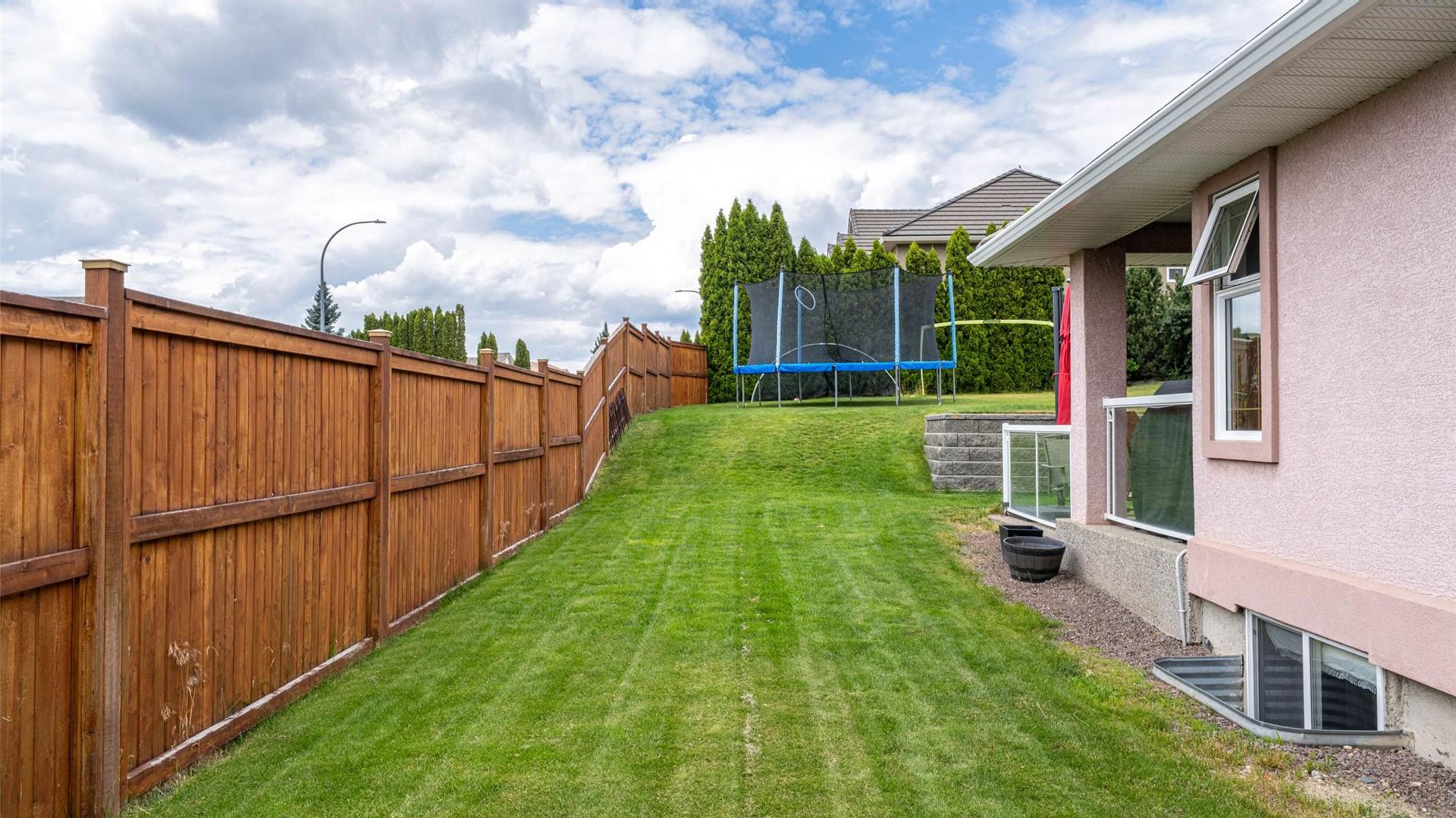 









400


Fortress

Crescent,
Vernon,




BC
V1B 3W3

