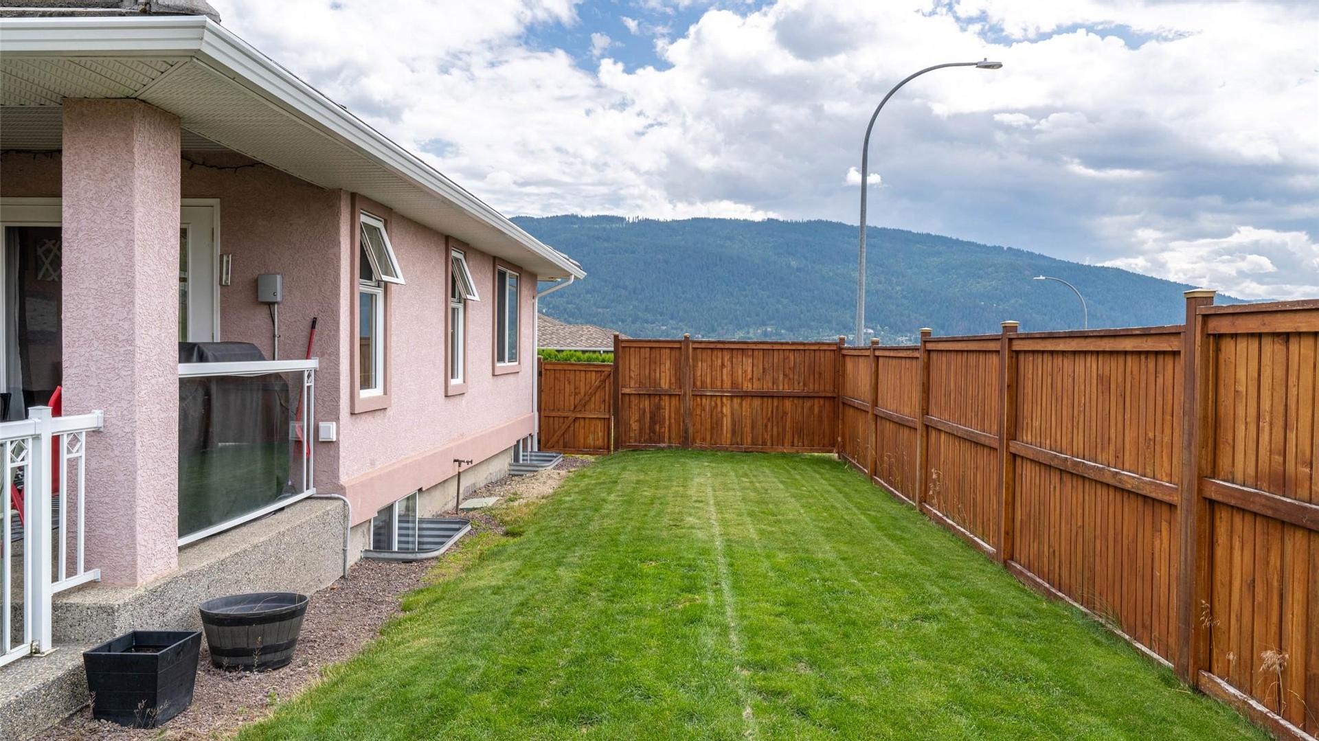 









400


Fortress

Crescent,
Vernon,




BC
V1B 3W3

