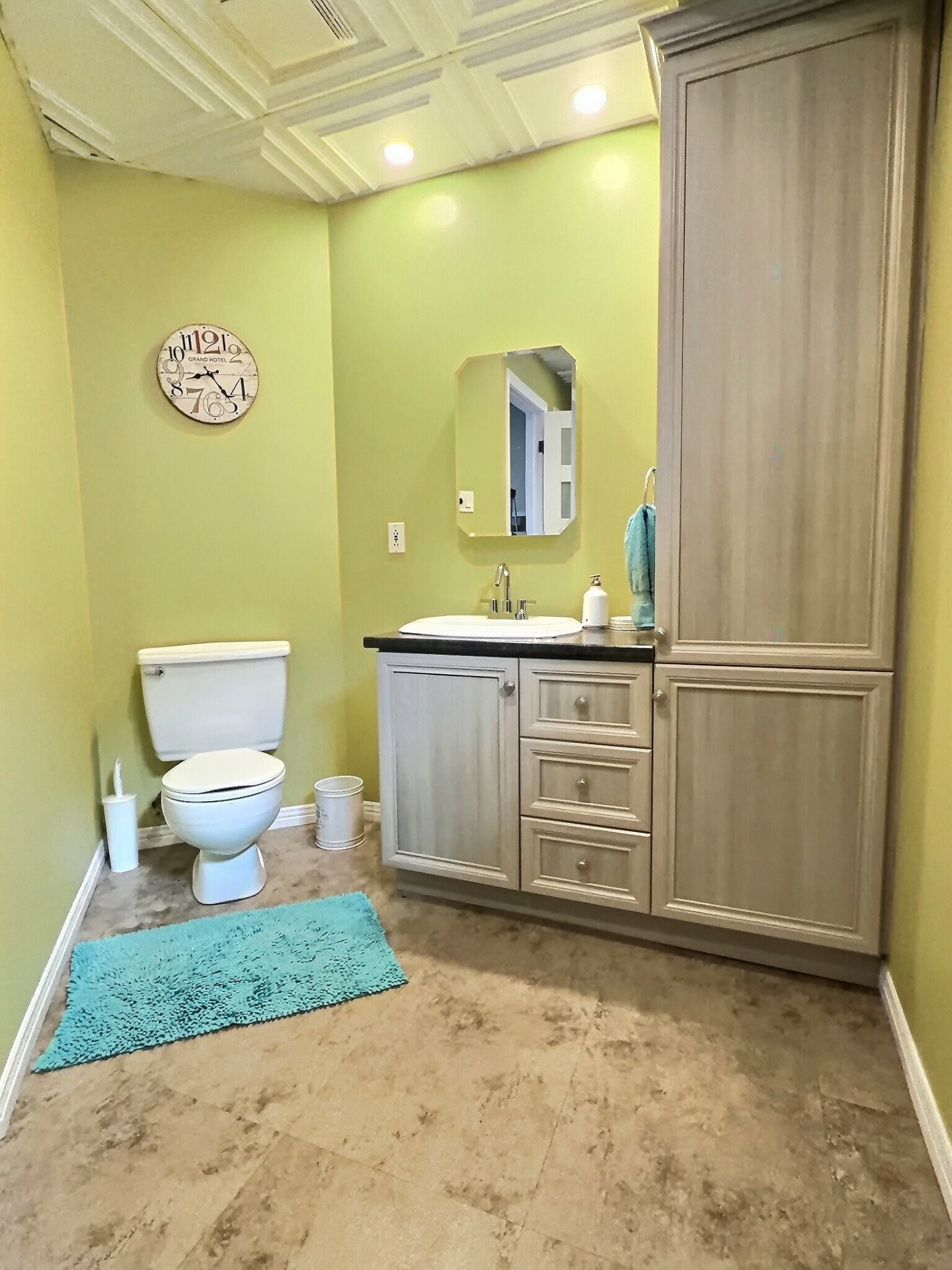 









16


Rue G.-E.-Morency

,
Ville-Marie,




QC
J9V1P9


