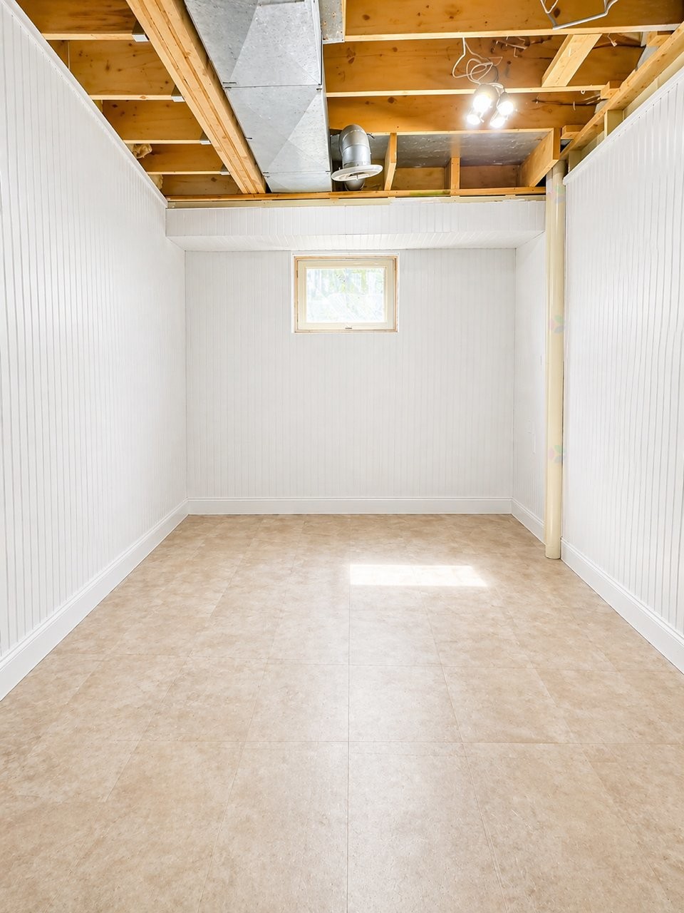 









16


Rue G.-E.-Morency

,
Ville-Marie,




QC
J9V1P9


