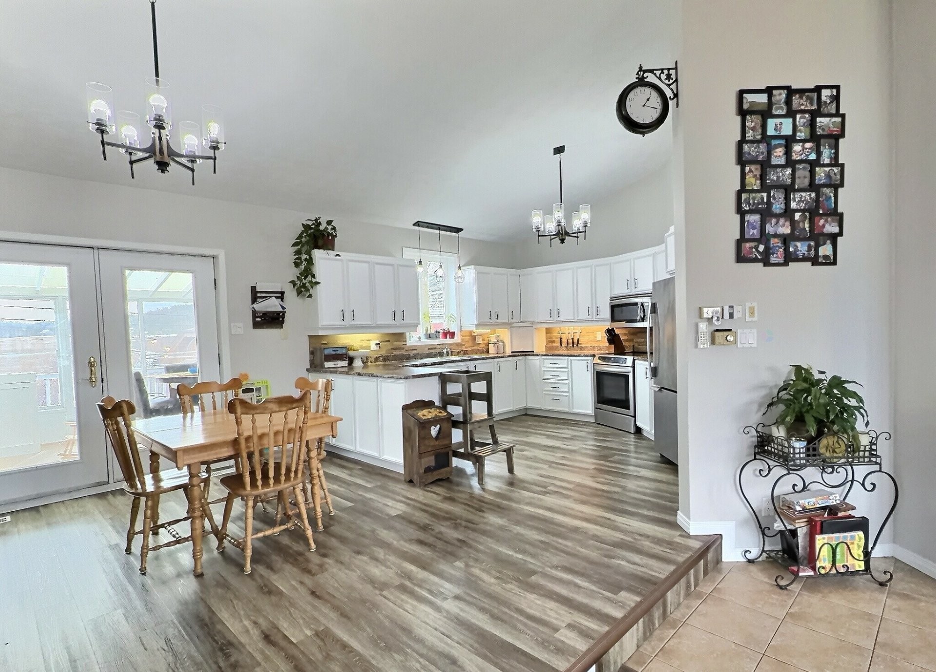 









16


Rue G.-E.-Morency

,
Ville-Marie,




QC
J9V1P9

