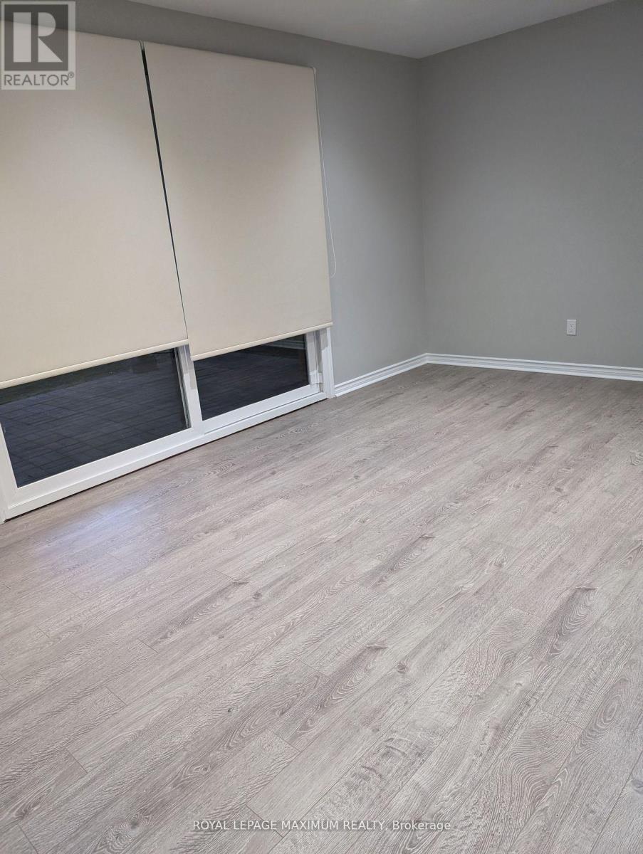 












37 OLD FIREHALL LANE

,
Vaughan,




Ontario
L4L8W3

