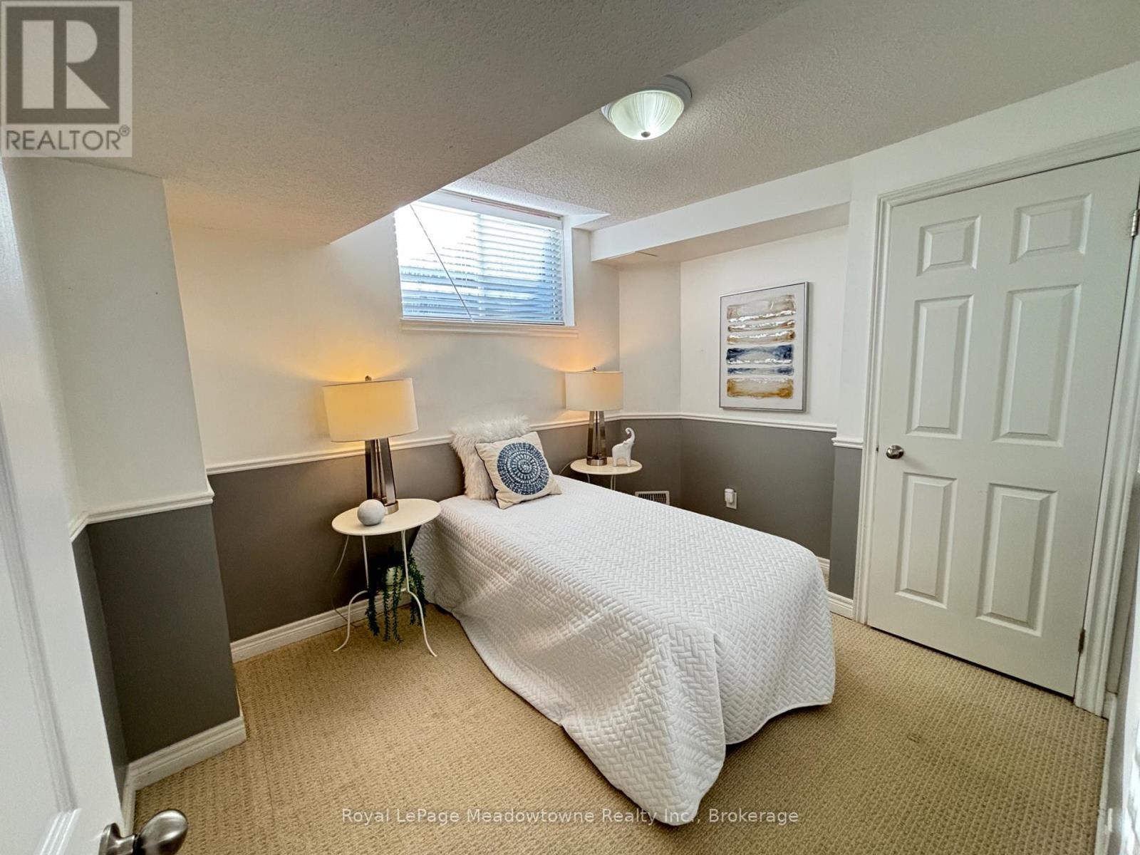 












77 - 1380 COSTIGAN ROAD

,
Milton (CL Clarke),




Ontario
L9T8L2

