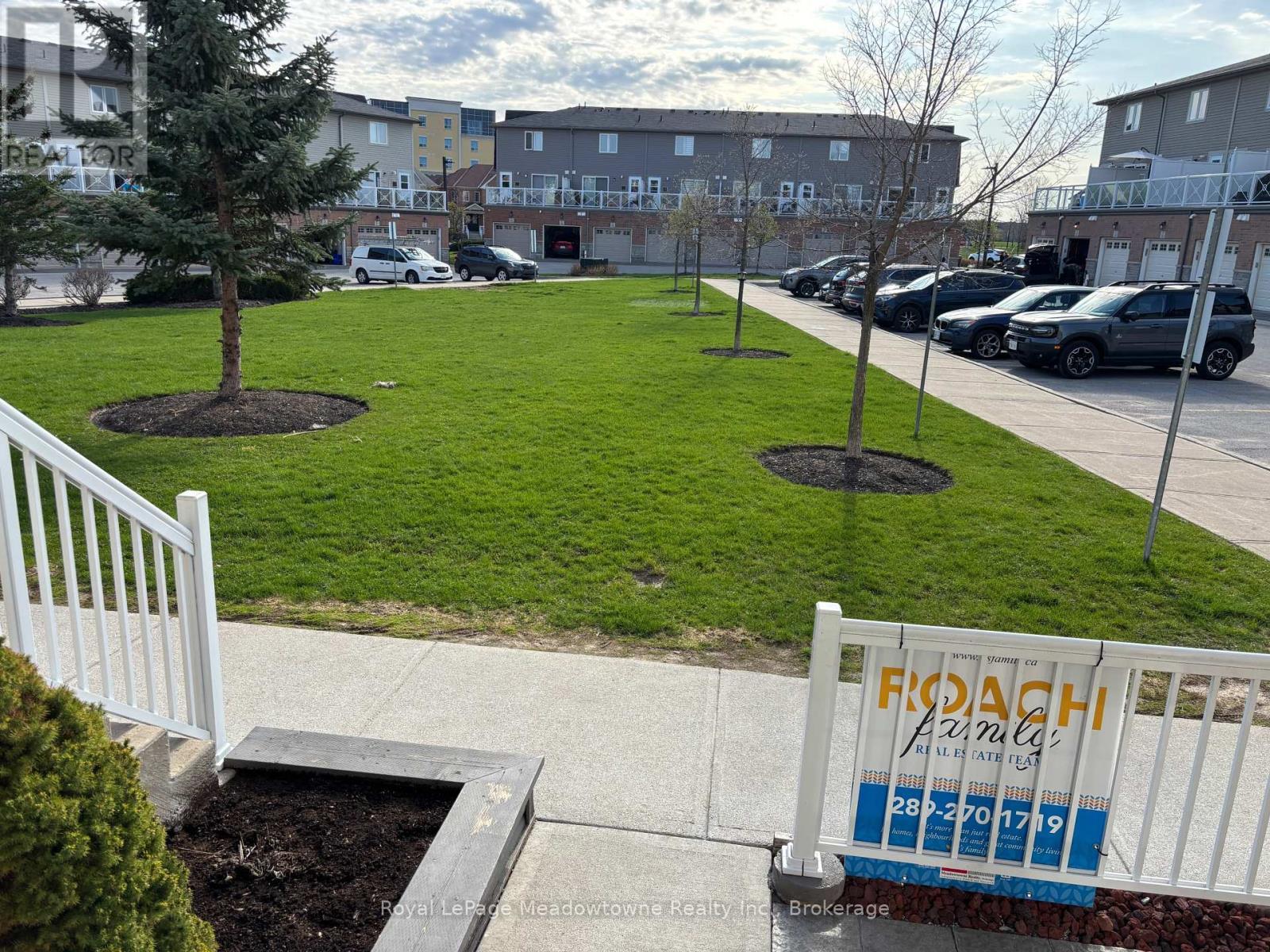 












77 - 1380 COSTIGAN ROAD

,
Milton (CL Clarke),




Ontario
L9T8L2

