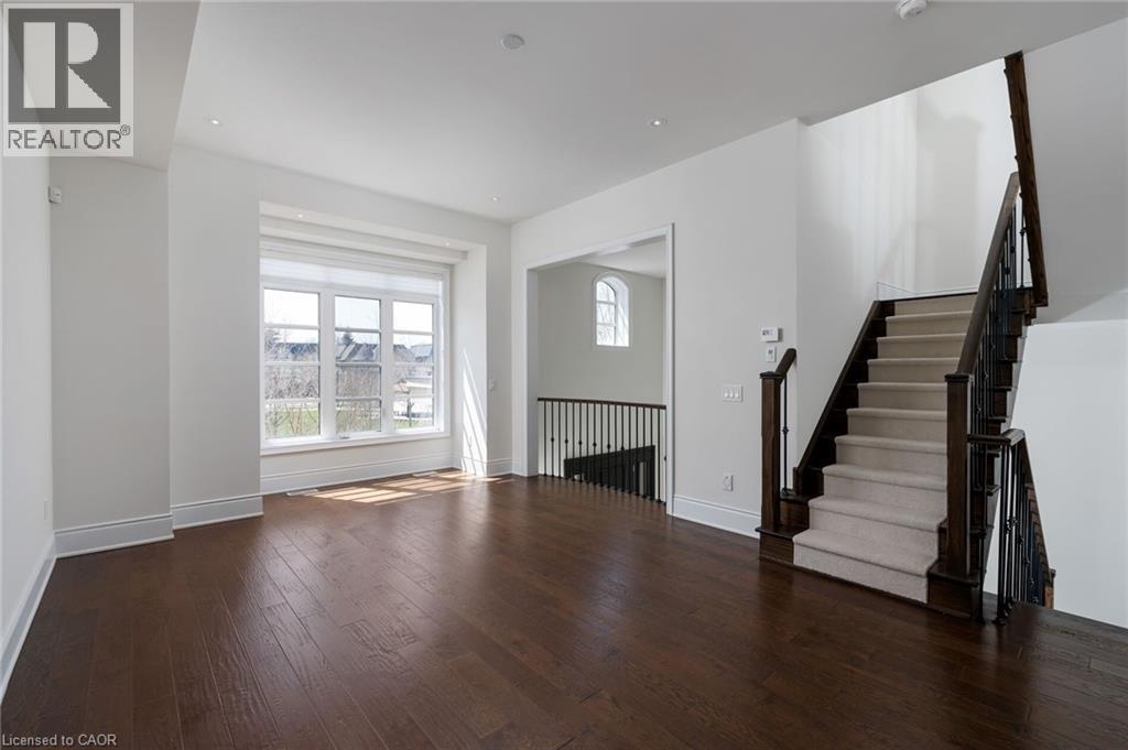 












257 HANOVER Street

,
Oakville,




Ontario
L6K0H3

