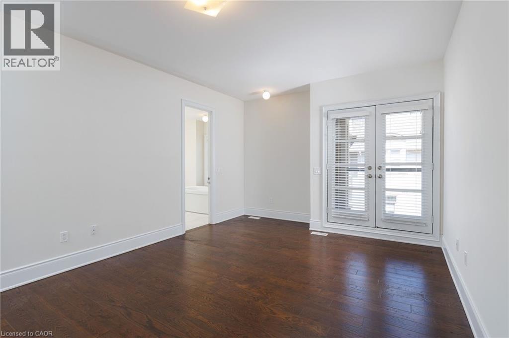 












257 HANOVER Street

,
Oakville,




Ontario
L6K0H3

