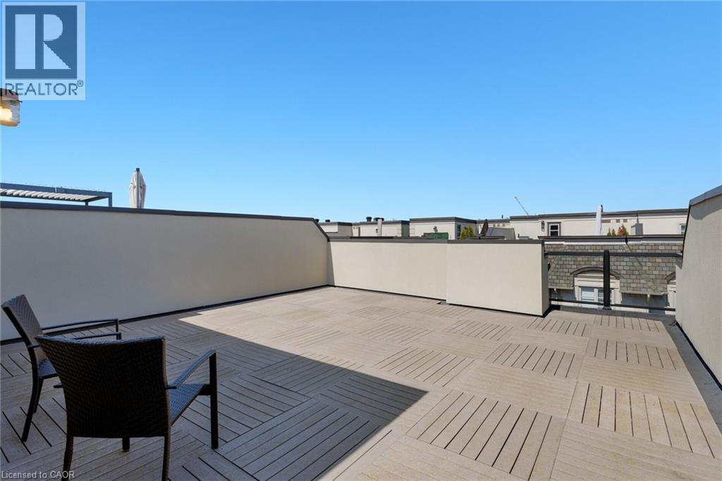 












257 HANOVER Street

,
Oakville,




Ontario
L6K0H3

