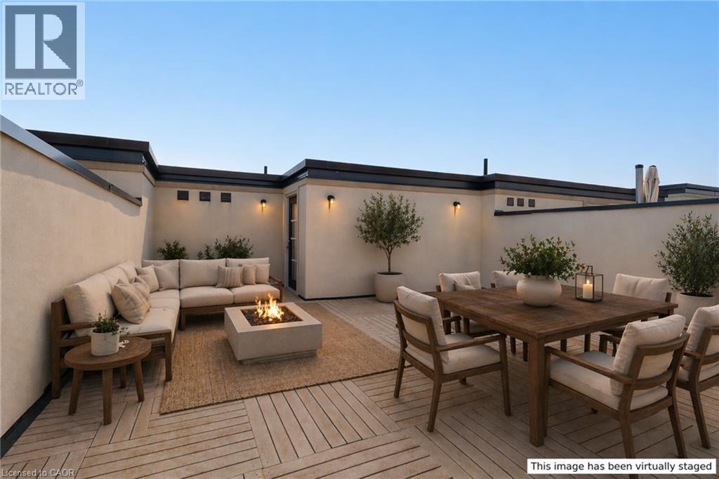 












257 HANOVER Street

,
Oakville,




Ontario
L6K0H3

