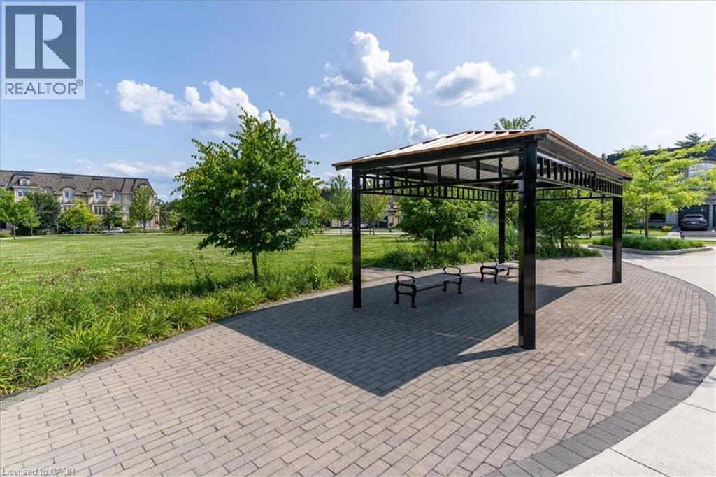 












257 HANOVER Street

,
Oakville,




Ontario
L6K0H3

