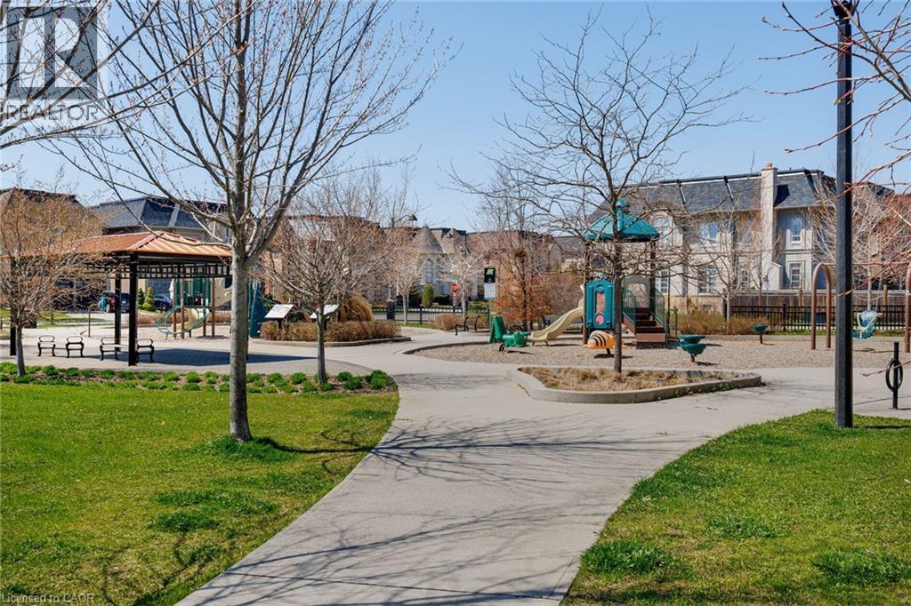 












257 HANOVER Street

,
Oakville,




Ontario
L6K0H3

