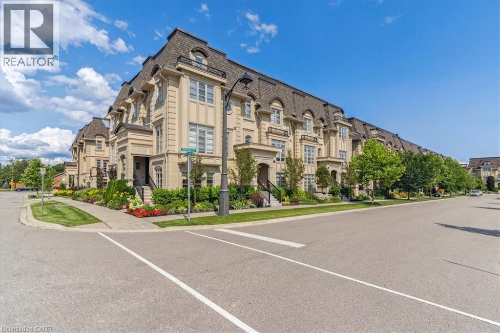 












257 HANOVER Street

,
Oakville,




Ontario
L6K0H3


