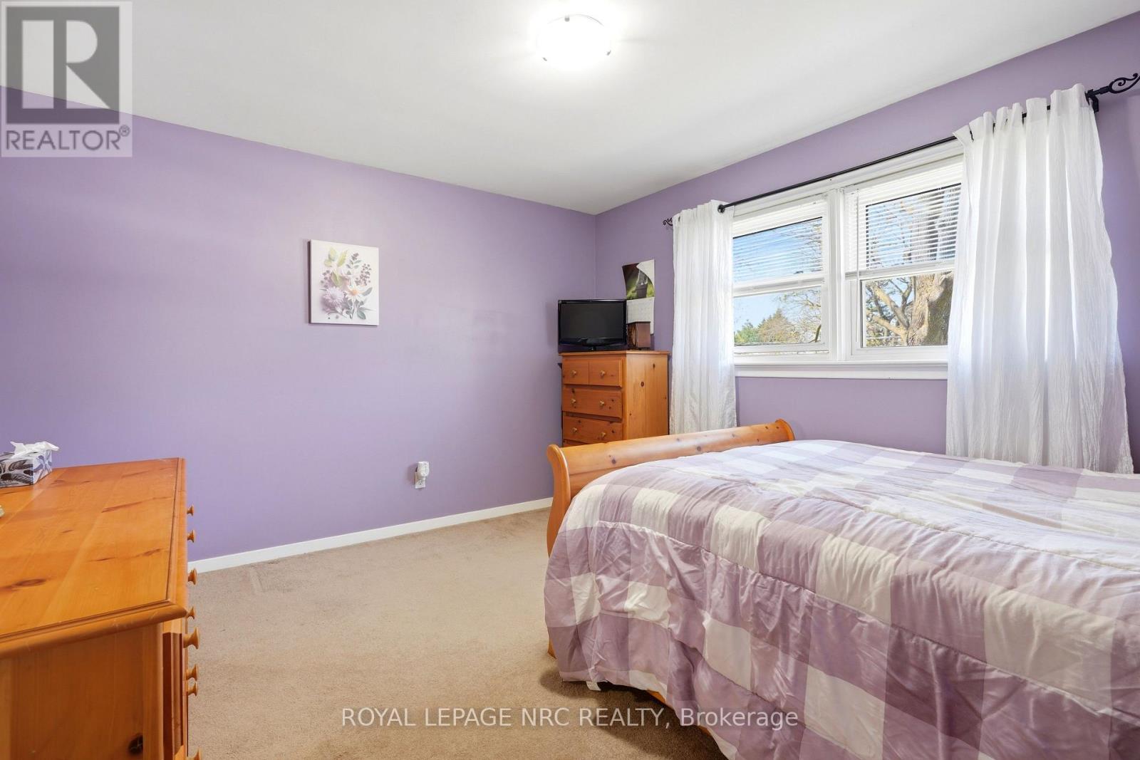 












1317 HAIST STREET

,
Pelham (Fonthill),




Ontario
L0S1E0

