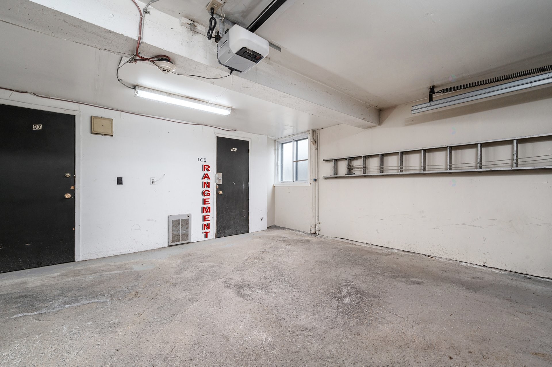 









450


Rue Joliette

, 103,
Longueuil (Le Vieux-Longueuil),




QC
J4K4V3

