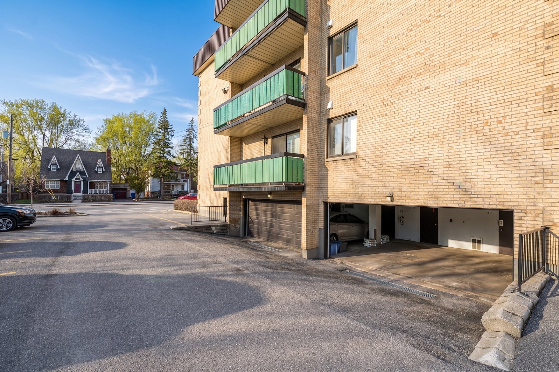 









450


Rue Joliette

, 103,
Longueuil (Le Vieux-Longueuil),




QC
J4K4V3

