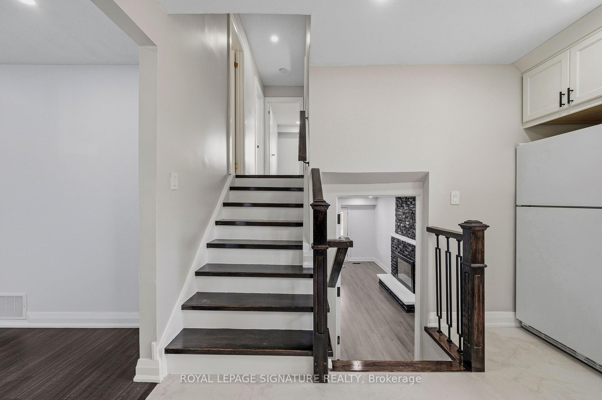 









23


Abell

Drive,
Brampton,




ON
L6V 2W1

