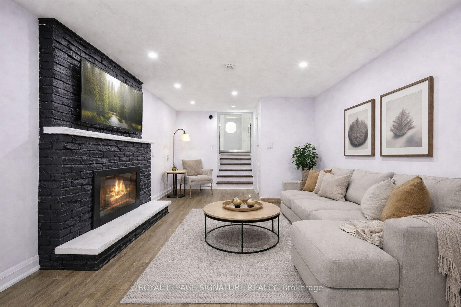 









23


Abell

Drive,
Brampton,




ON
L6V 2W1

