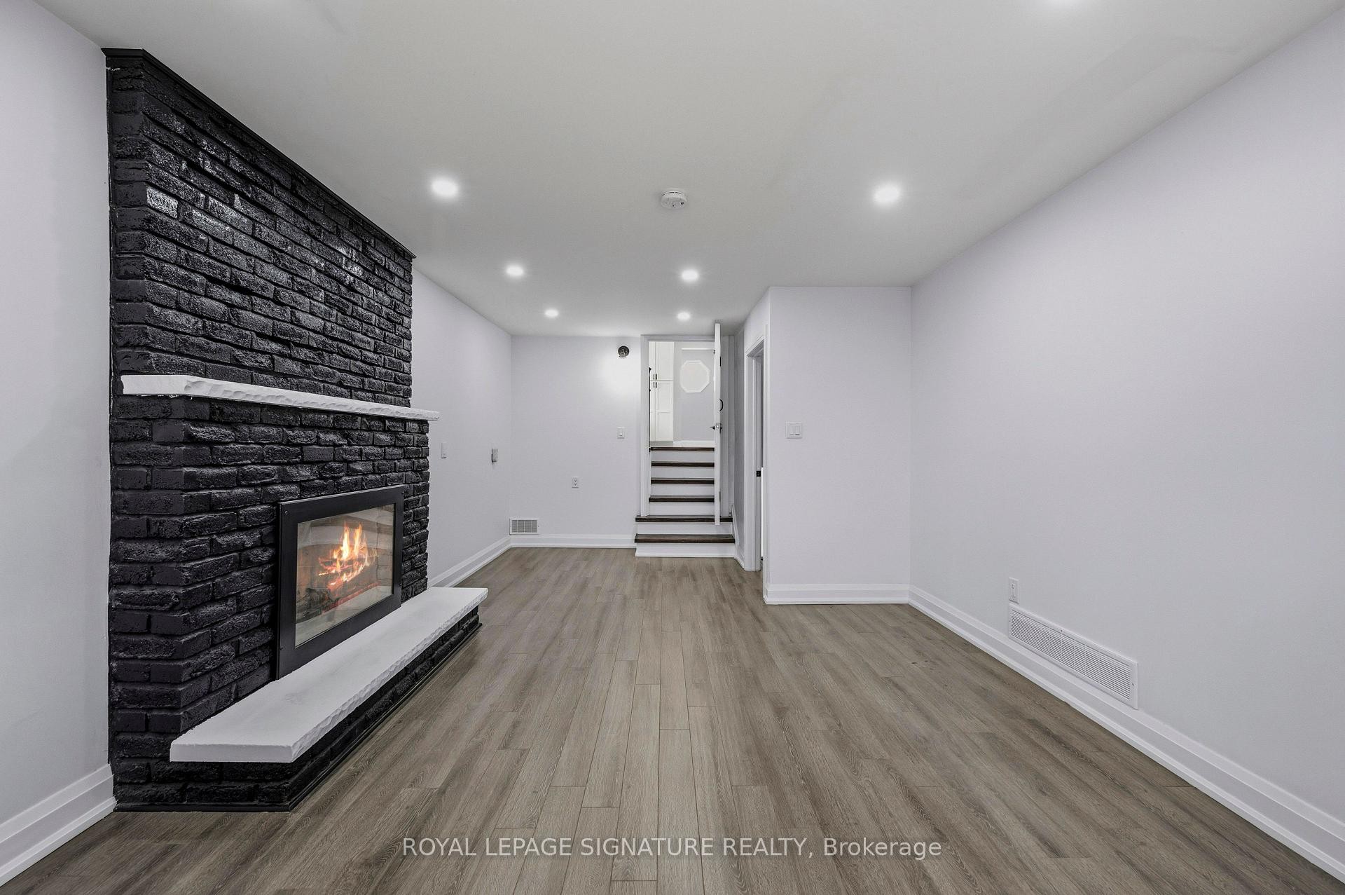 









23


Abell

Drive,
Brampton,




ON
L6V 2W1

