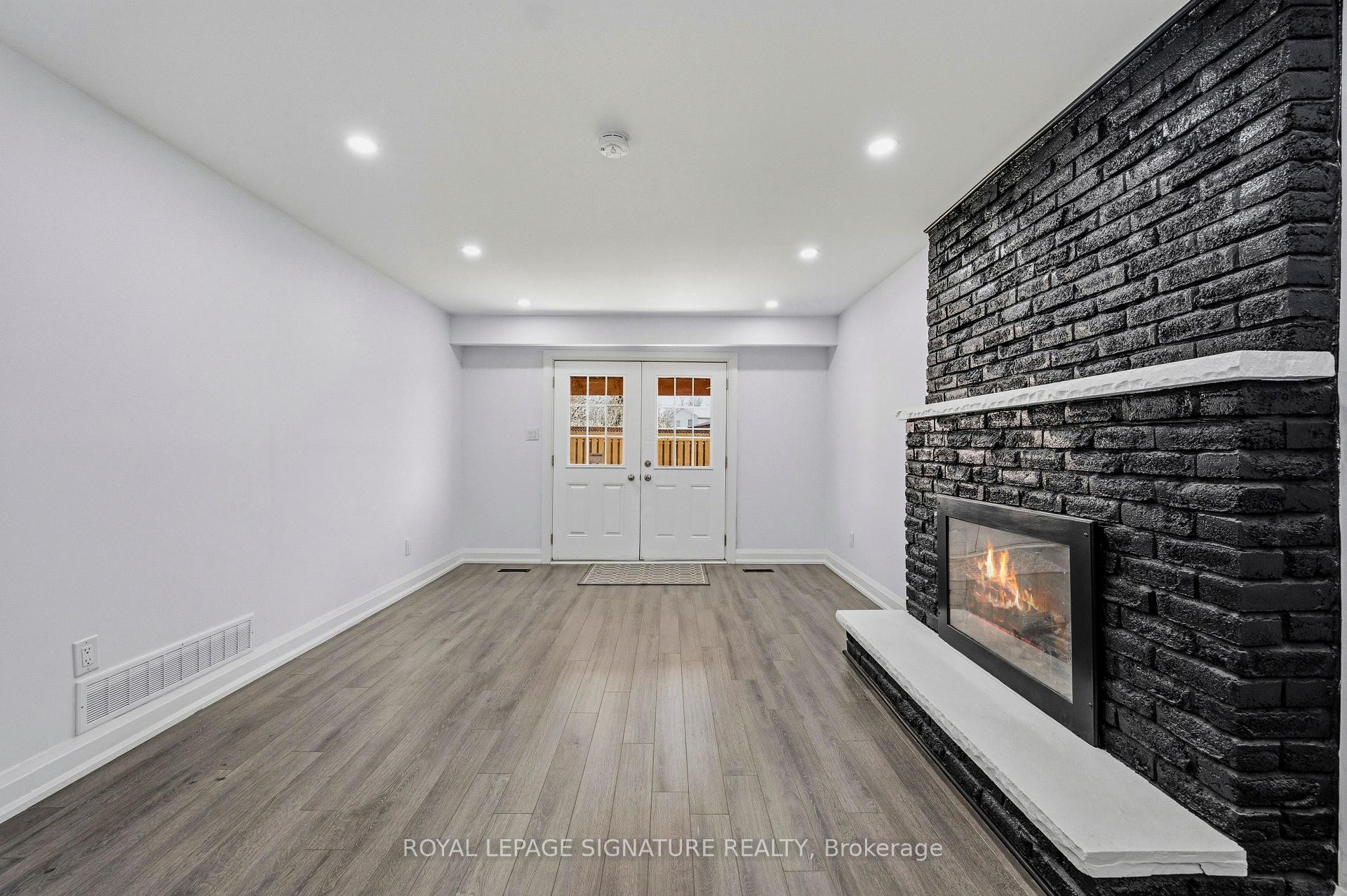 









23


Abell

Drive,
Brampton,




ON
L6V 2W1

