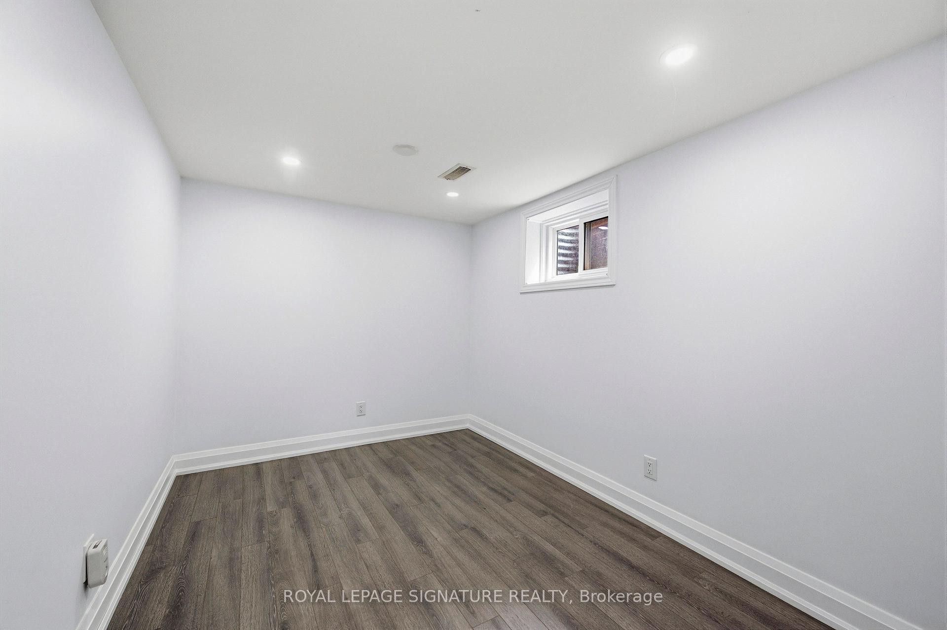 









23


Abell

Drive,
Brampton,




ON
L6V 2W1


