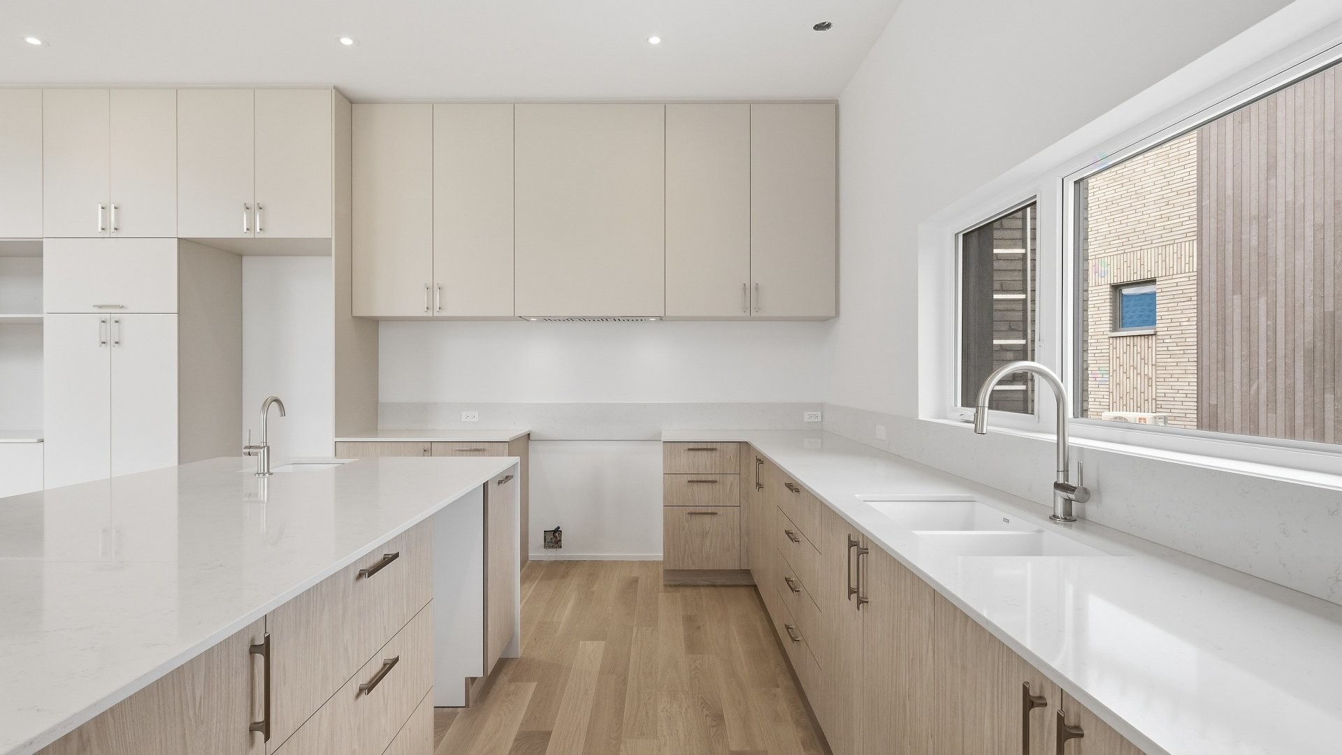 









4030


Rue de la Fougère

,
Saint-Bruno-de-Montarville,




QC
J3V4P6

