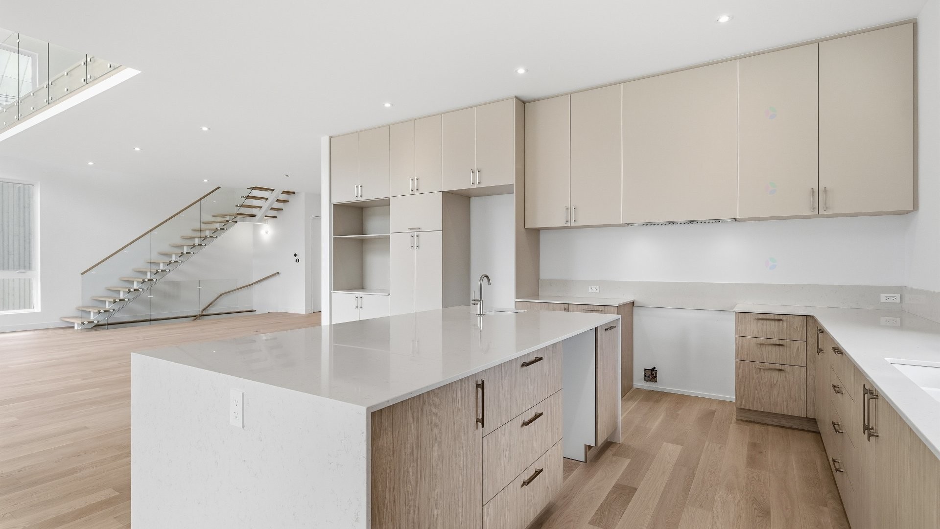 









4030


Rue de la Fougère

,
Saint-Bruno-de-Montarville,




QC
J3V4P6

