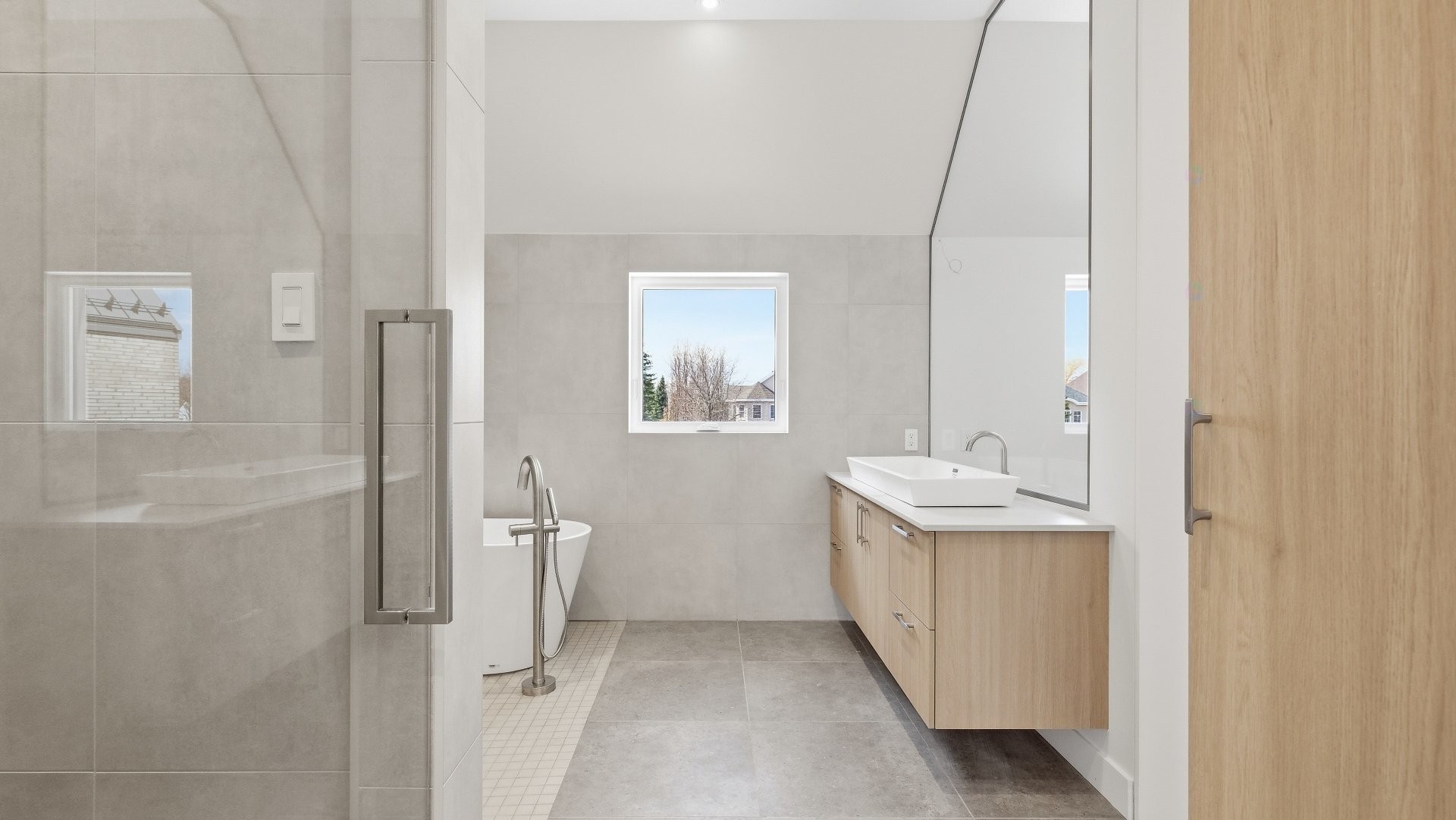 









4030


Rue de la Fougère

,
Saint-Bruno-de-Montarville,




QC
J3V4P6

