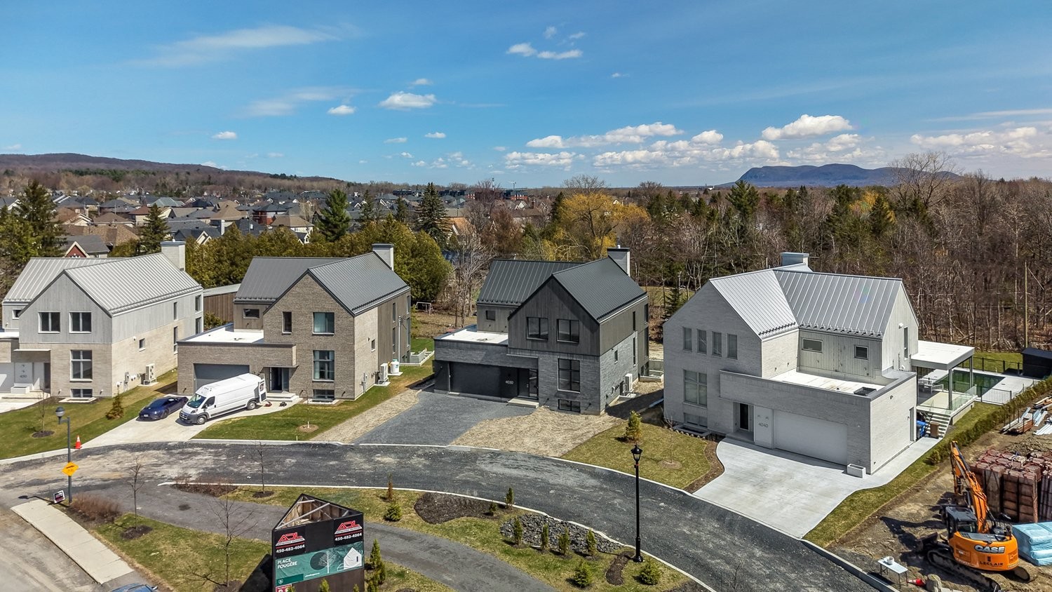 









4030


Rue de la Fougère

,
Saint-Bruno-de-Montarville,




QC
J3V4P6

