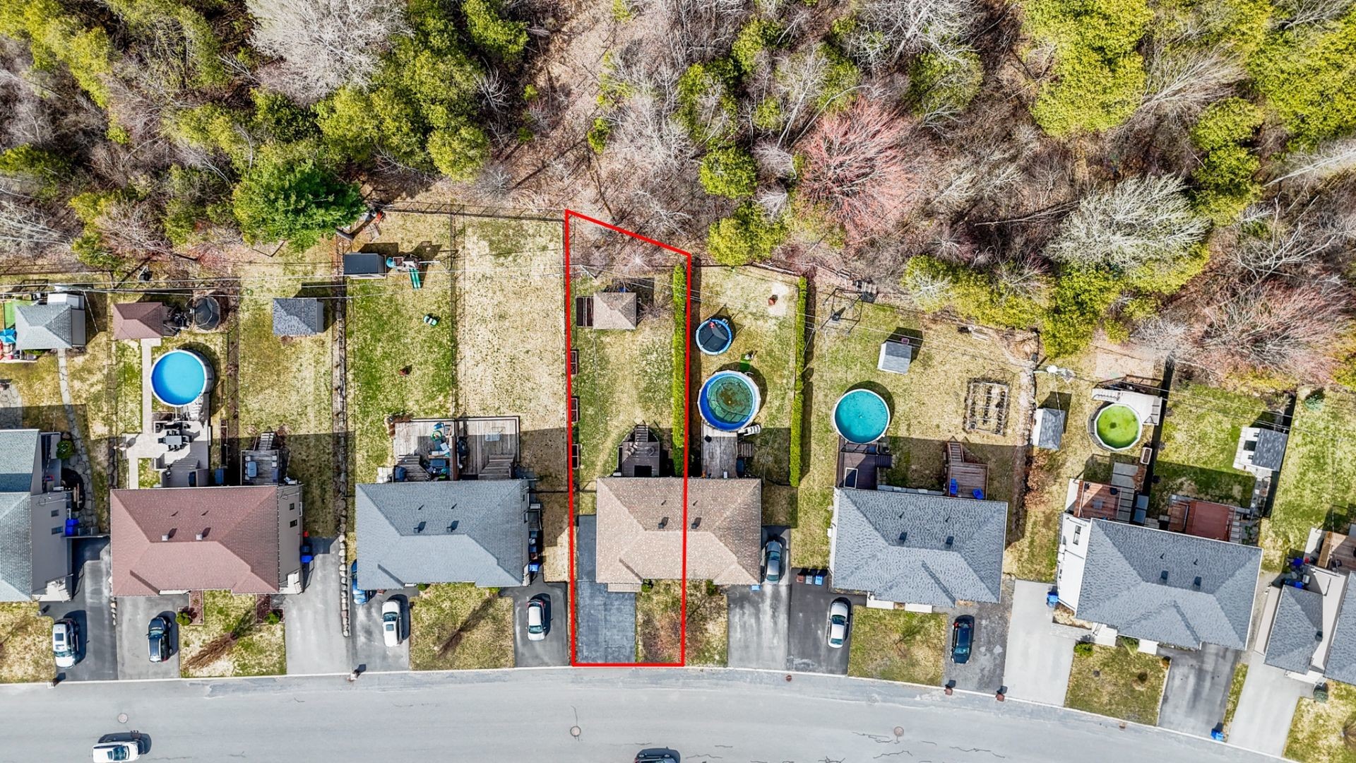 









124


Rue de l'Hibiscus

,
Granby,




QC
J2H1T9

