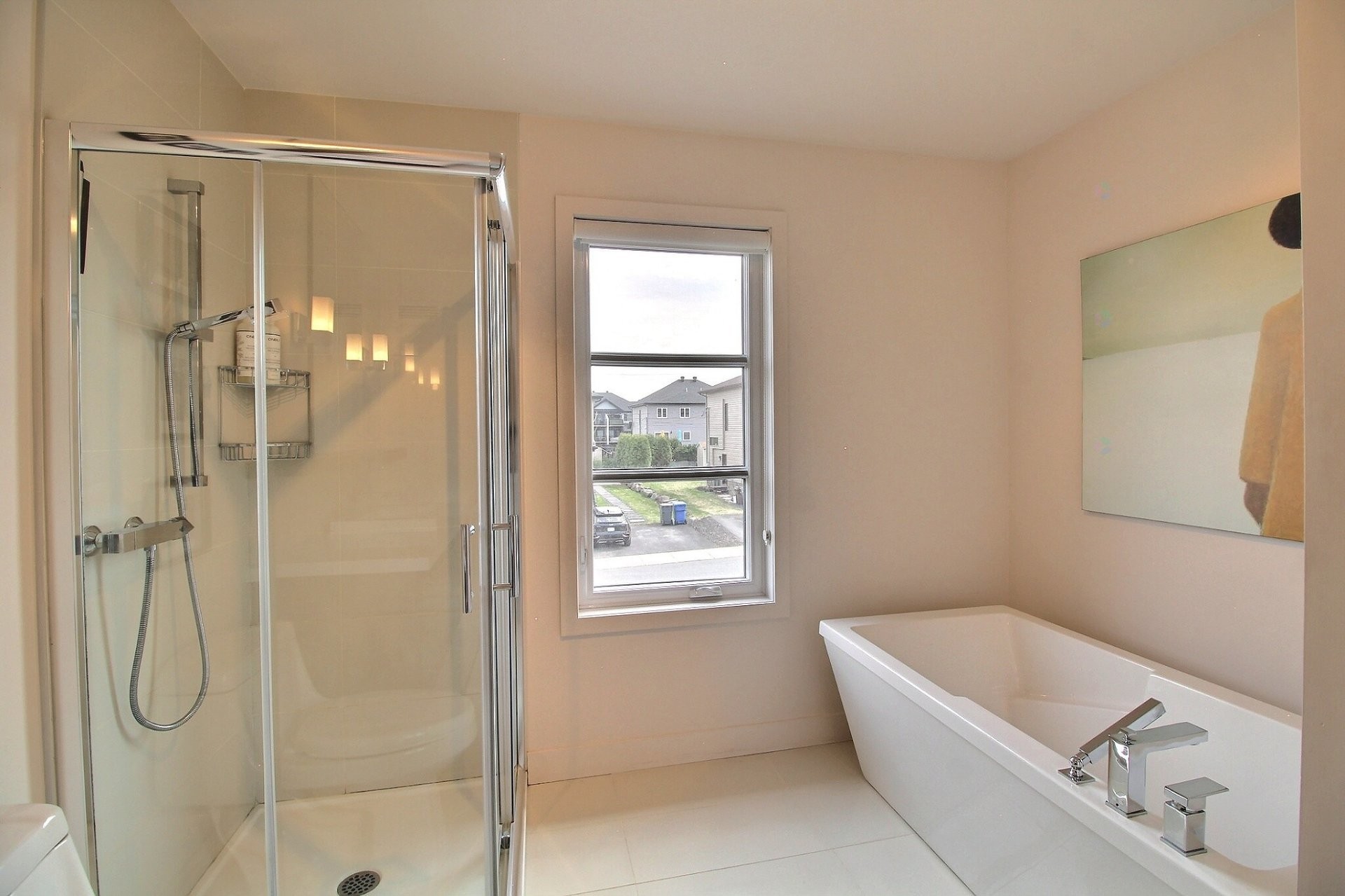 









124


Rue de l'Hibiscus

,
Granby,




QC
J2H1T9

