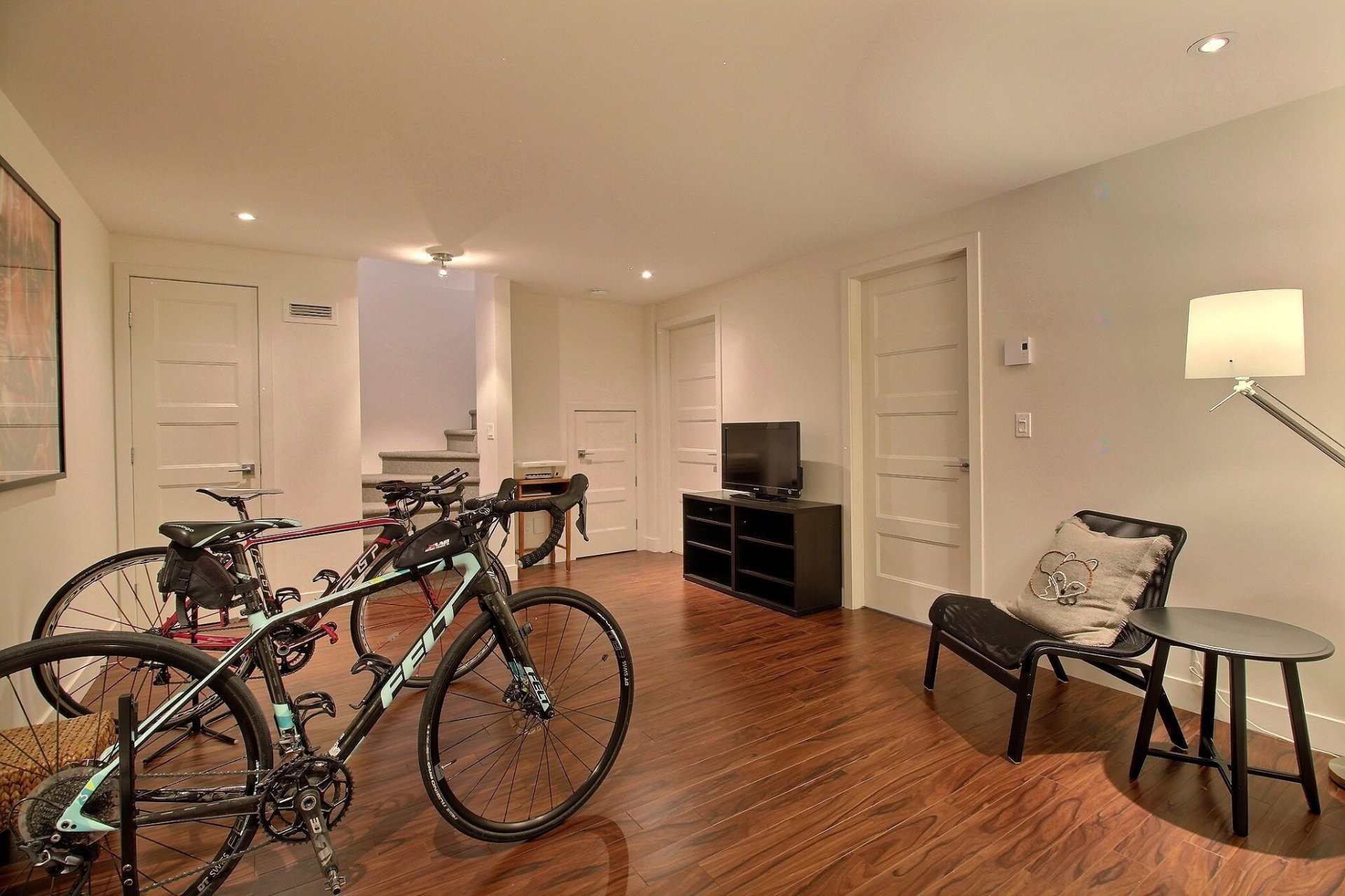









124


Rue de l'Hibiscus

,
Granby,




QC
J2H1T9

