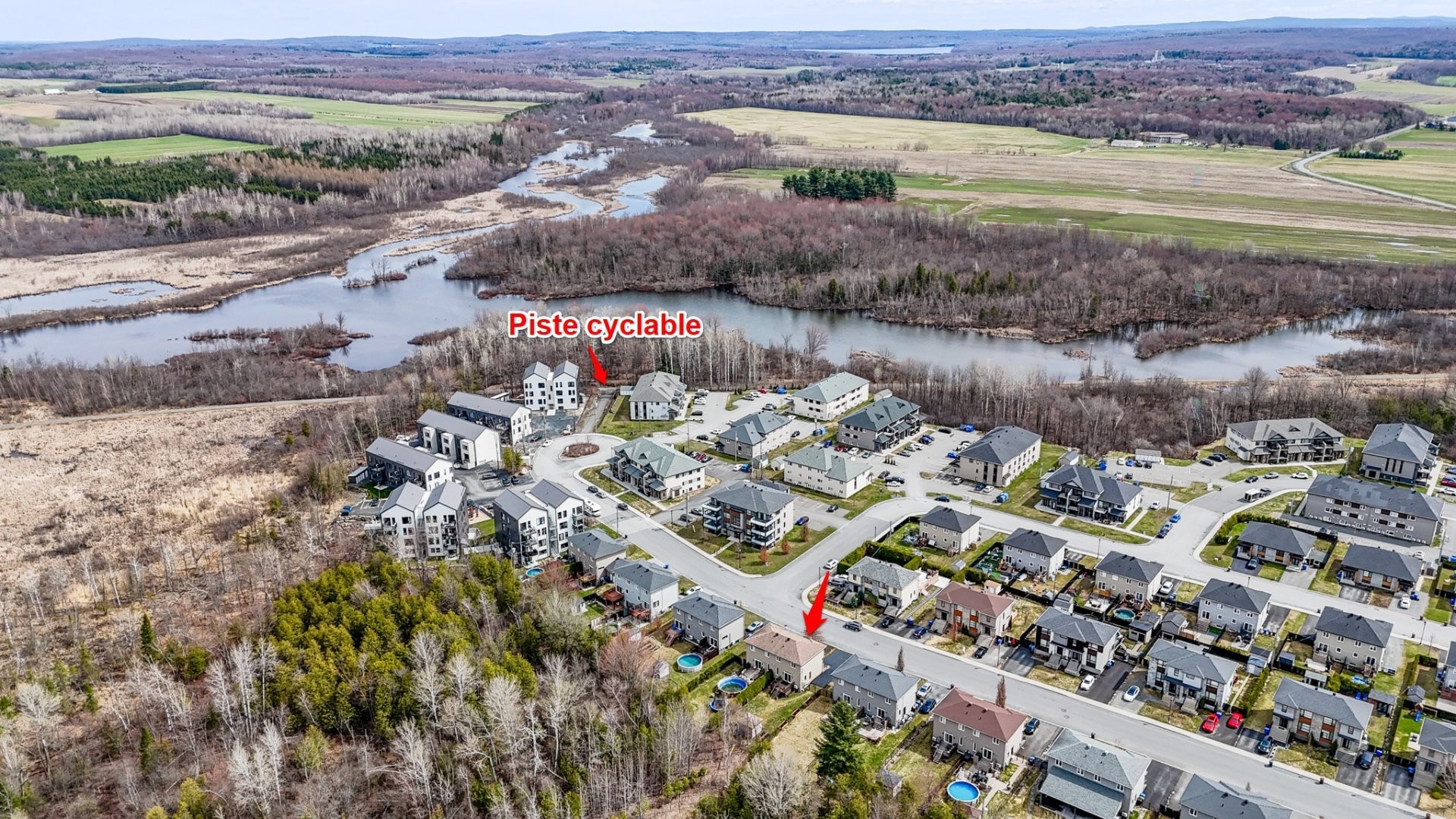 









124


Rue de l'Hibiscus

,
Granby,




QC
J2H1T9

