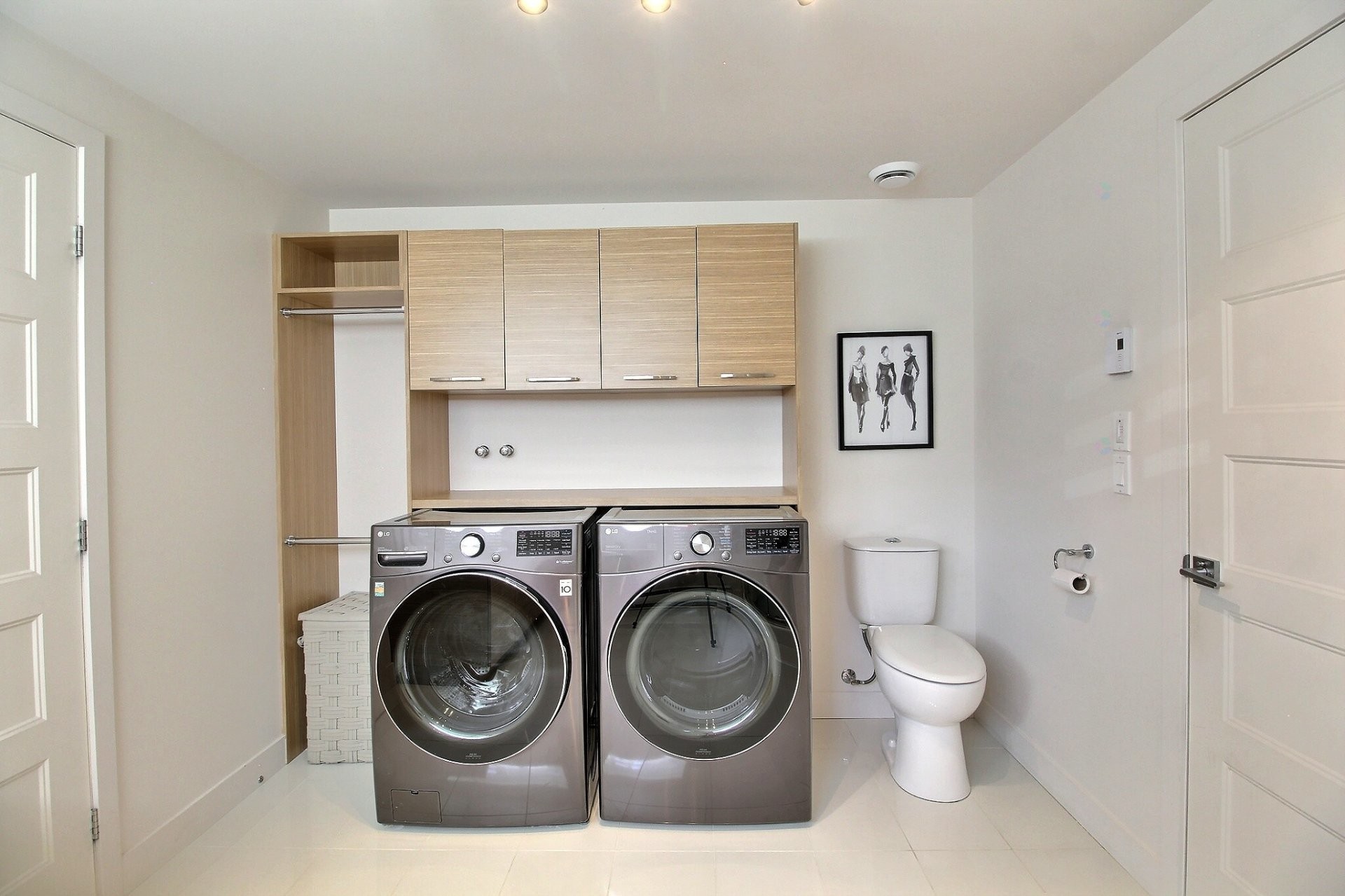 









124


Rue de l'Hibiscus

,
Granby,




QC
J2H1T9

