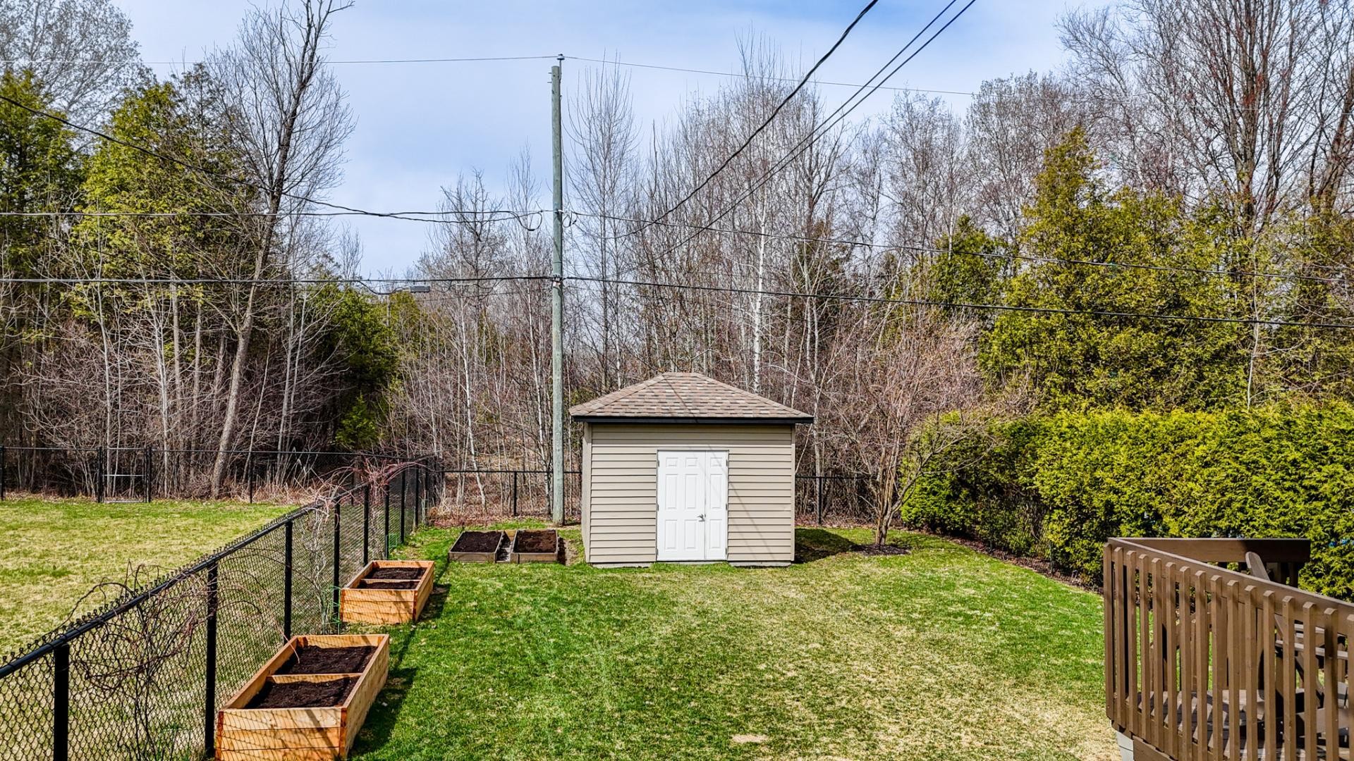 









124


Rue de l'Hibiscus

,
Granby,




QC
J2H1T9


