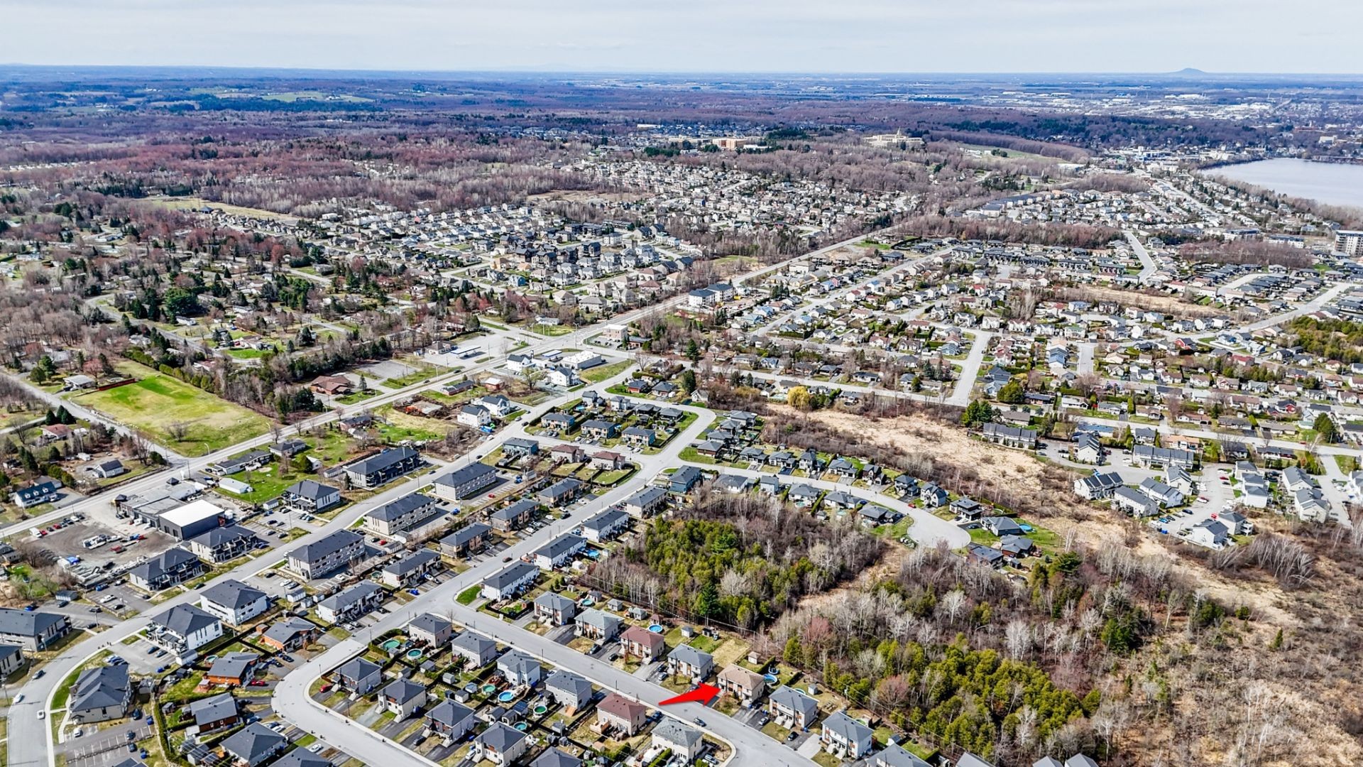 









124


Rue de l'Hibiscus

,
Granby,




QC
J2H1T9

