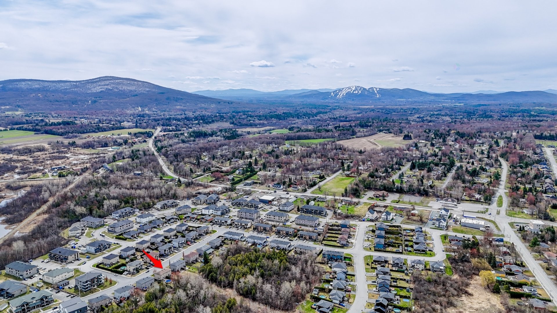 









124


Rue de l'Hibiscus

,
Granby,




QC
J2H1T9

