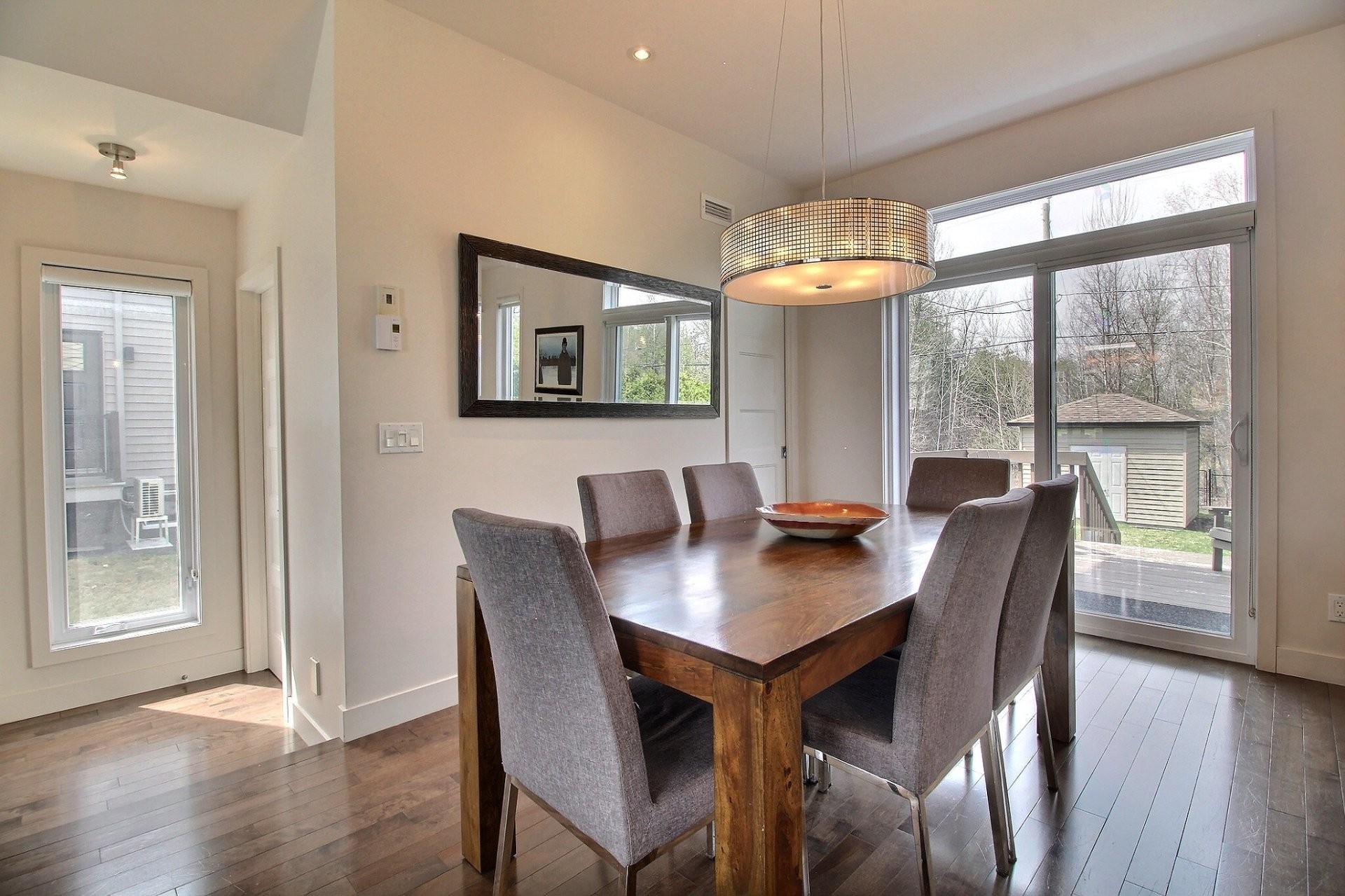 









124


Rue de l'Hibiscus

,
Granby,




QC
J2H1T9

