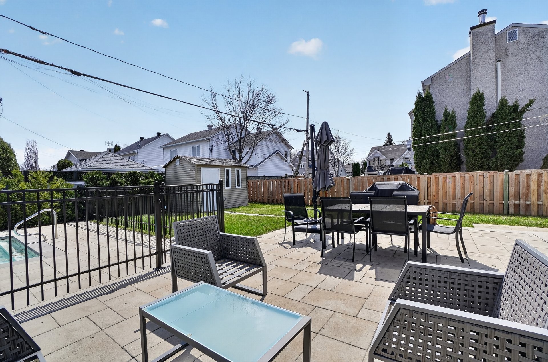 









2542


Boul. des Oiseaux

,
Laval (Sainte-Rose),




QC
H7L4X2

