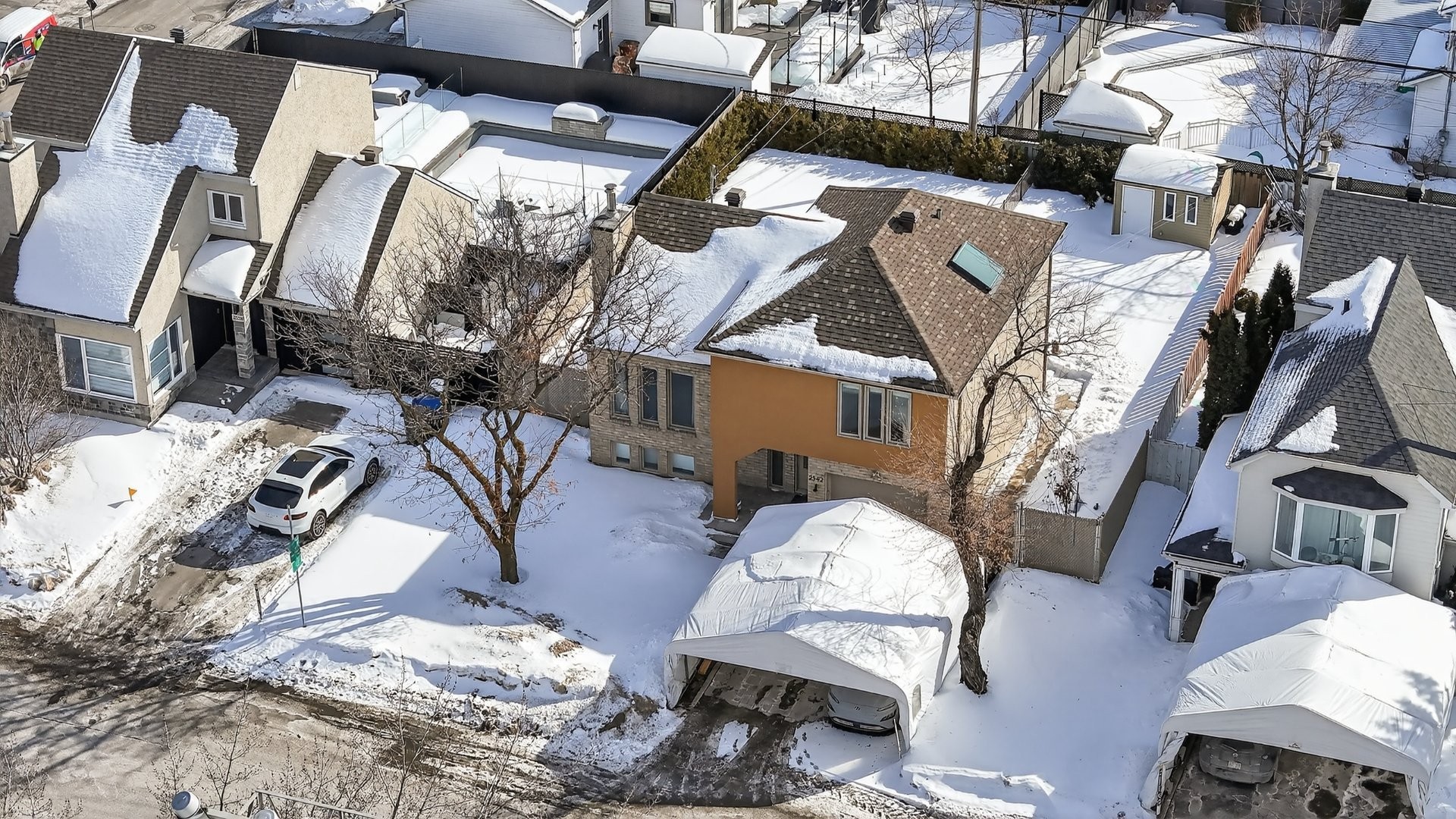 









2542


Boul. des Oiseaux

,
Laval (Sainte-Rose),




QC
H7L4X2

