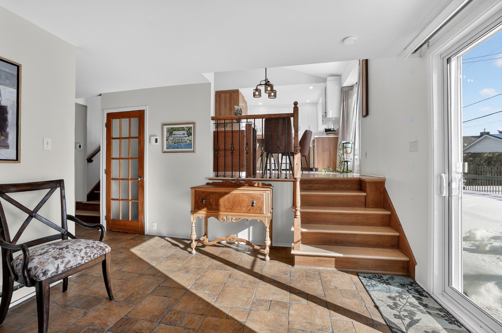 









2542


Boul. des Oiseaux

,
Laval (Sainte-Rose),




QC
H7L4X2

