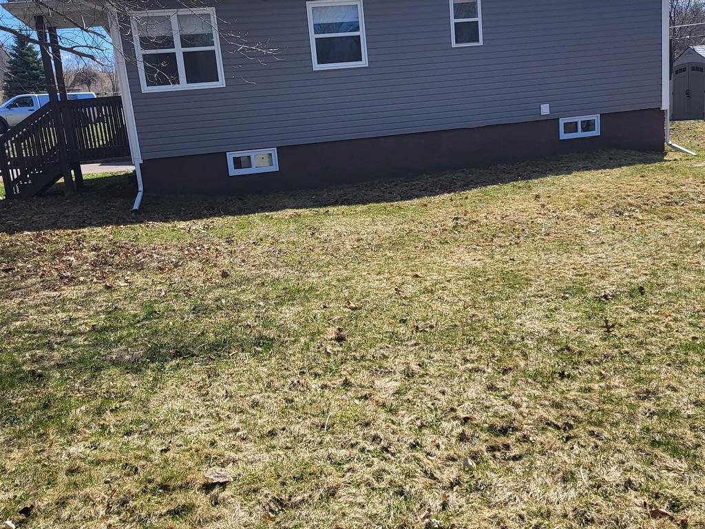 












44 Kaulback Street

,
Truro,




NS
B2N 3M6

