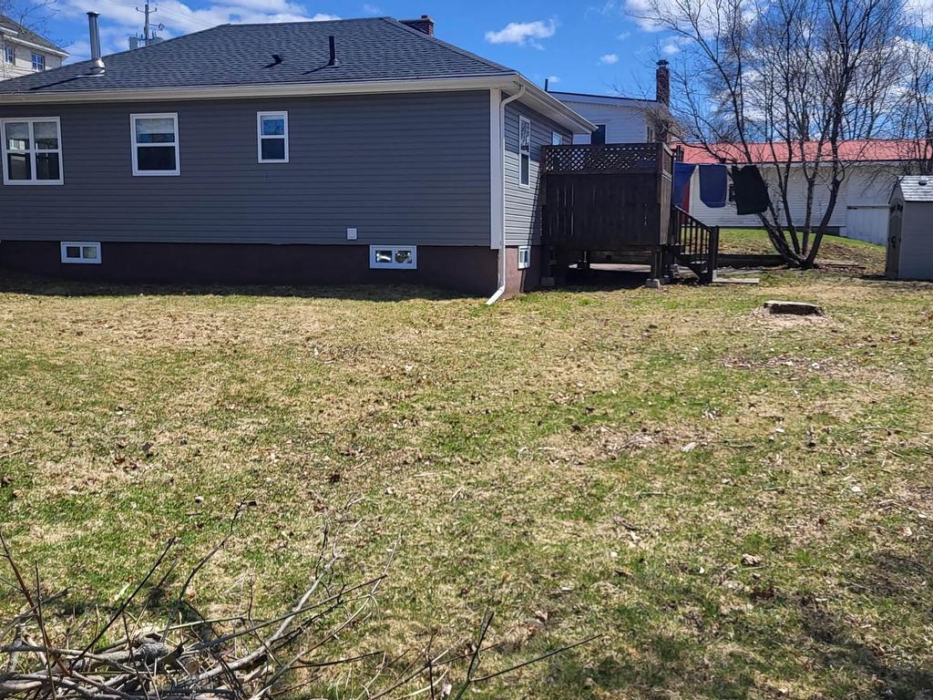 












44 Kaulback Street

,
Truro,




NS
B2N 3M6

