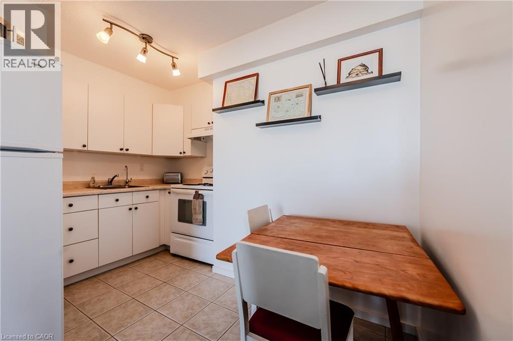 












64 BENTON Street Unit# 1004

,
Kitchener,




Ontario
N2G4L9

