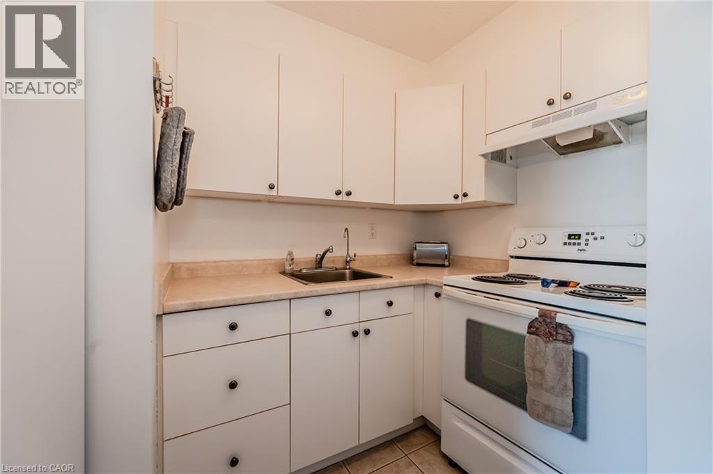 












64 BENTON Street Unit# 1004

,
Kitchener,




Ontario
N2G4L9

