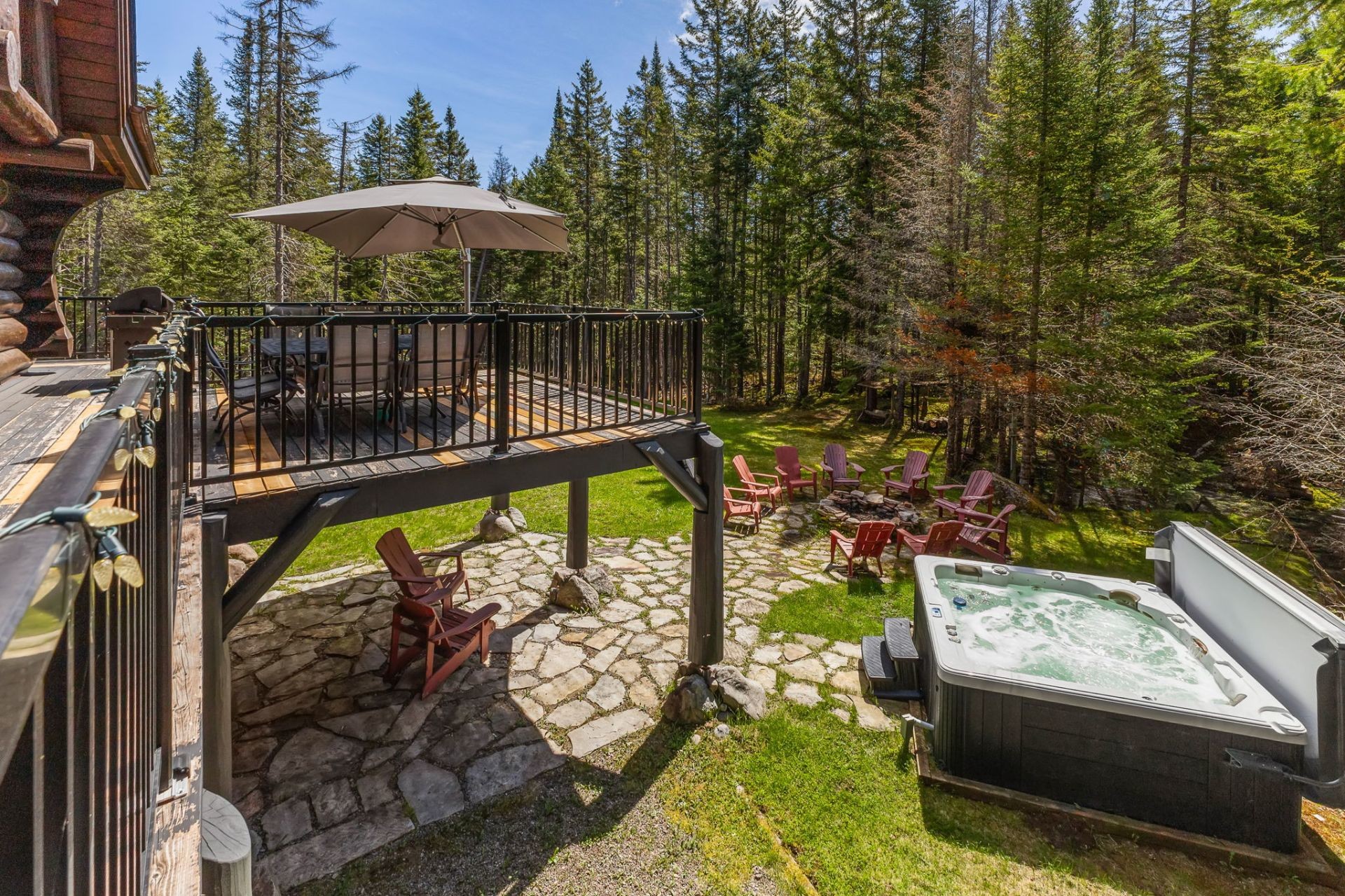 









160


Ch. de la Vallée-de-la-Grise

,
Lac-Supérieur,




QC
J0T1P0

